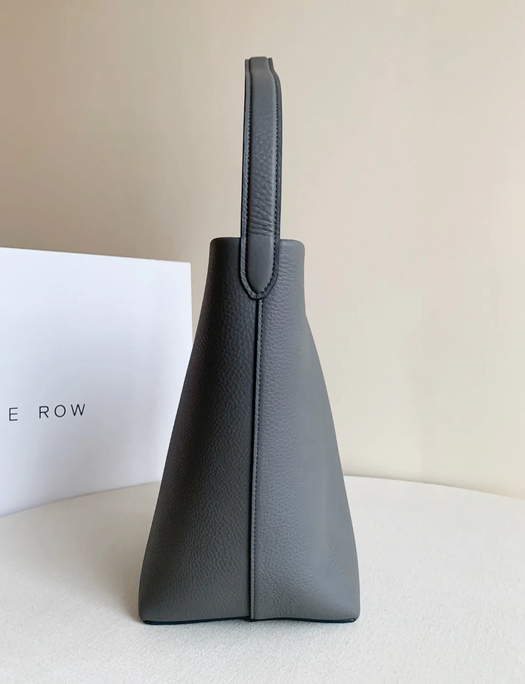 Women's Classic Handbags THE ROW 18070667