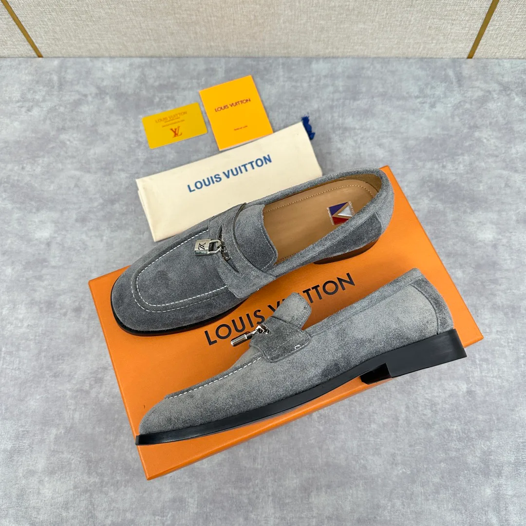 Men's Loafers And Dress Shoes LOUIS VUITTON 18194000