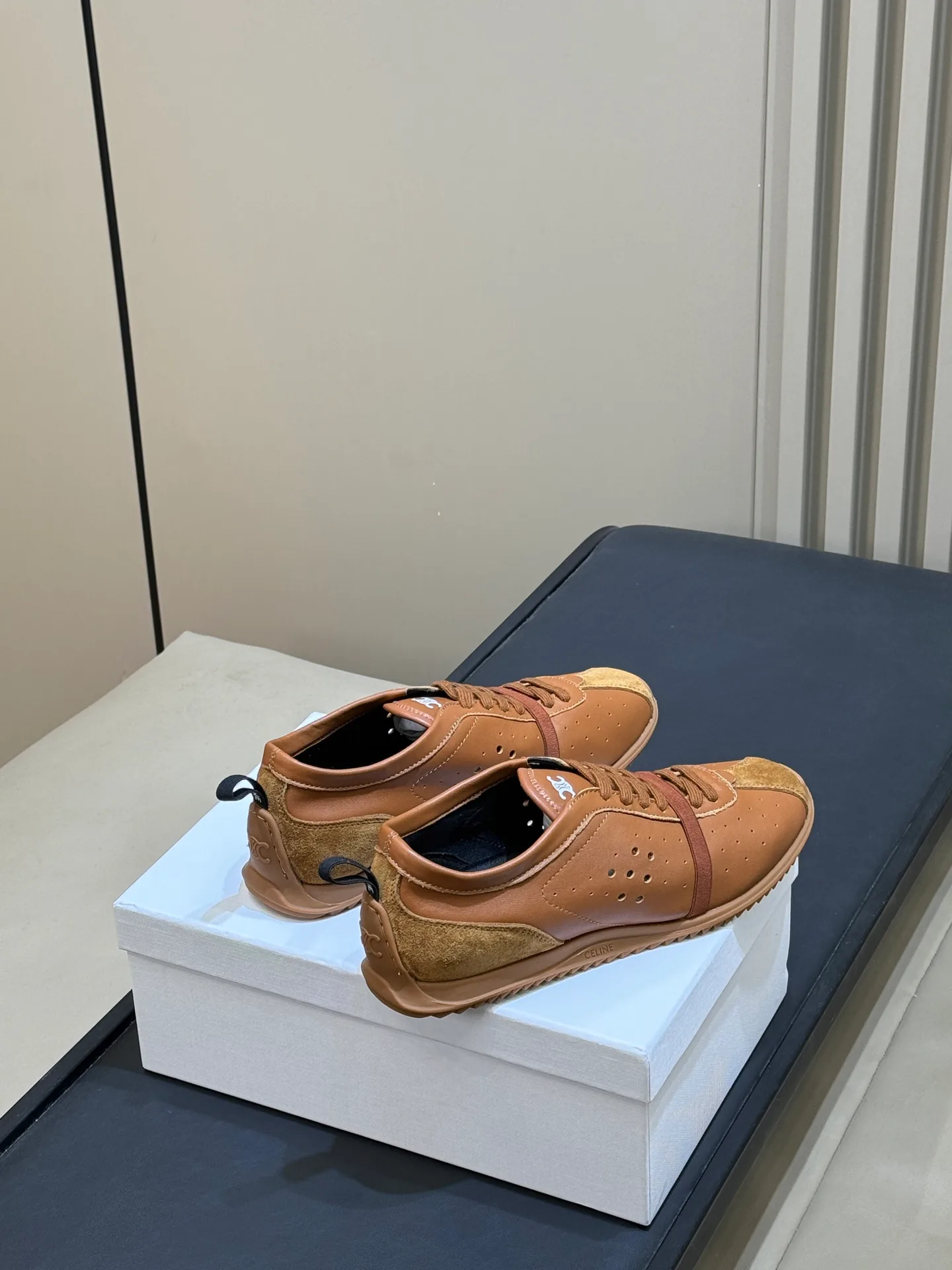 Women's Sneakers CELINE 18073020