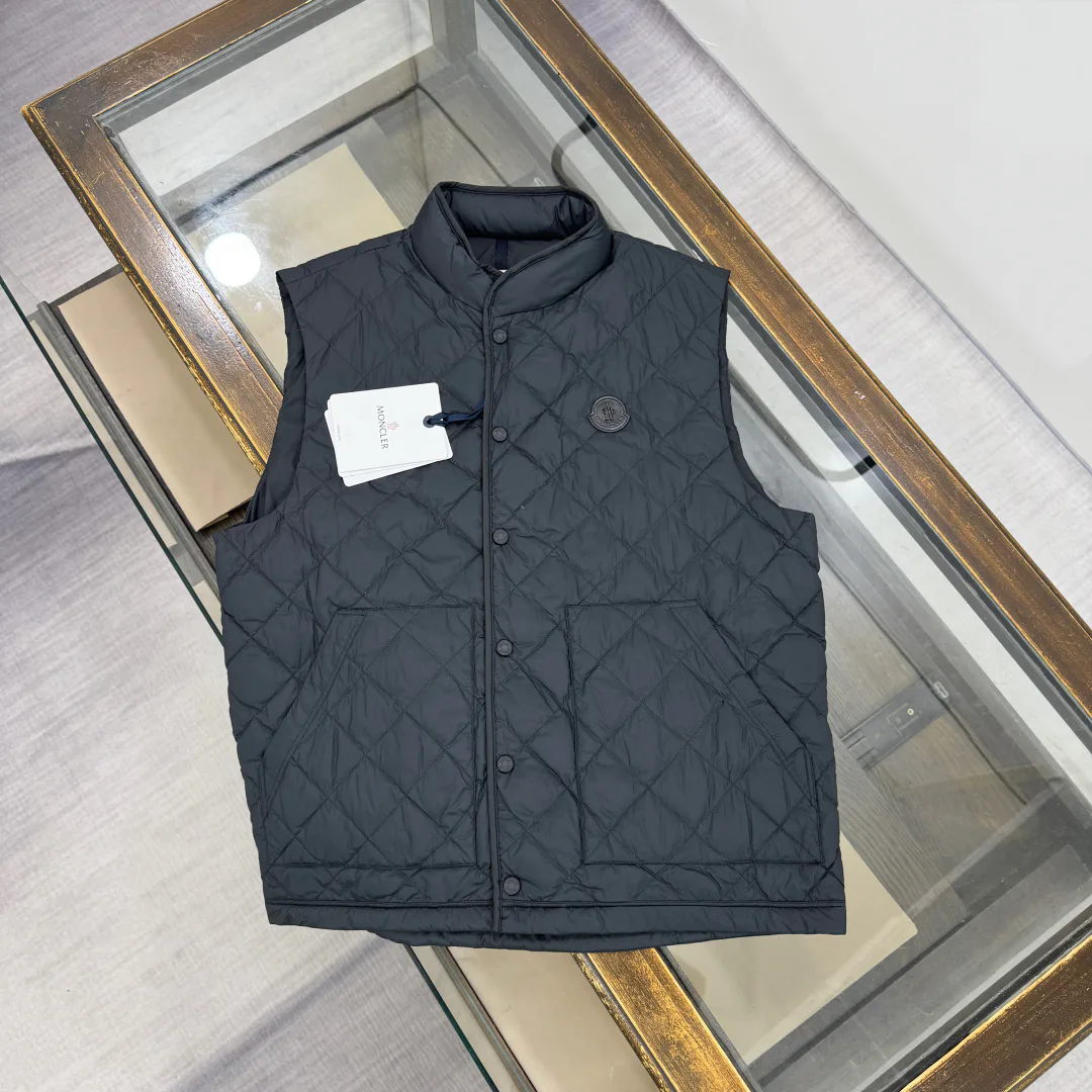 Men's Vests MONCLER 18001992
