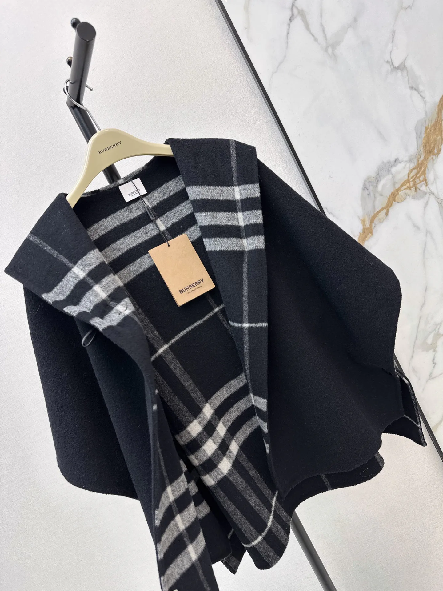 Women's Coats BURBERRY 18407950