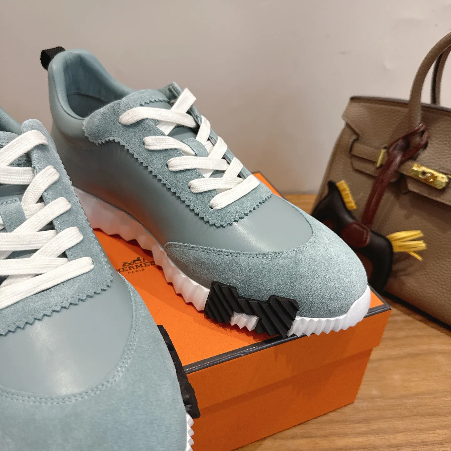Men's Sneakers HERMES 17414546