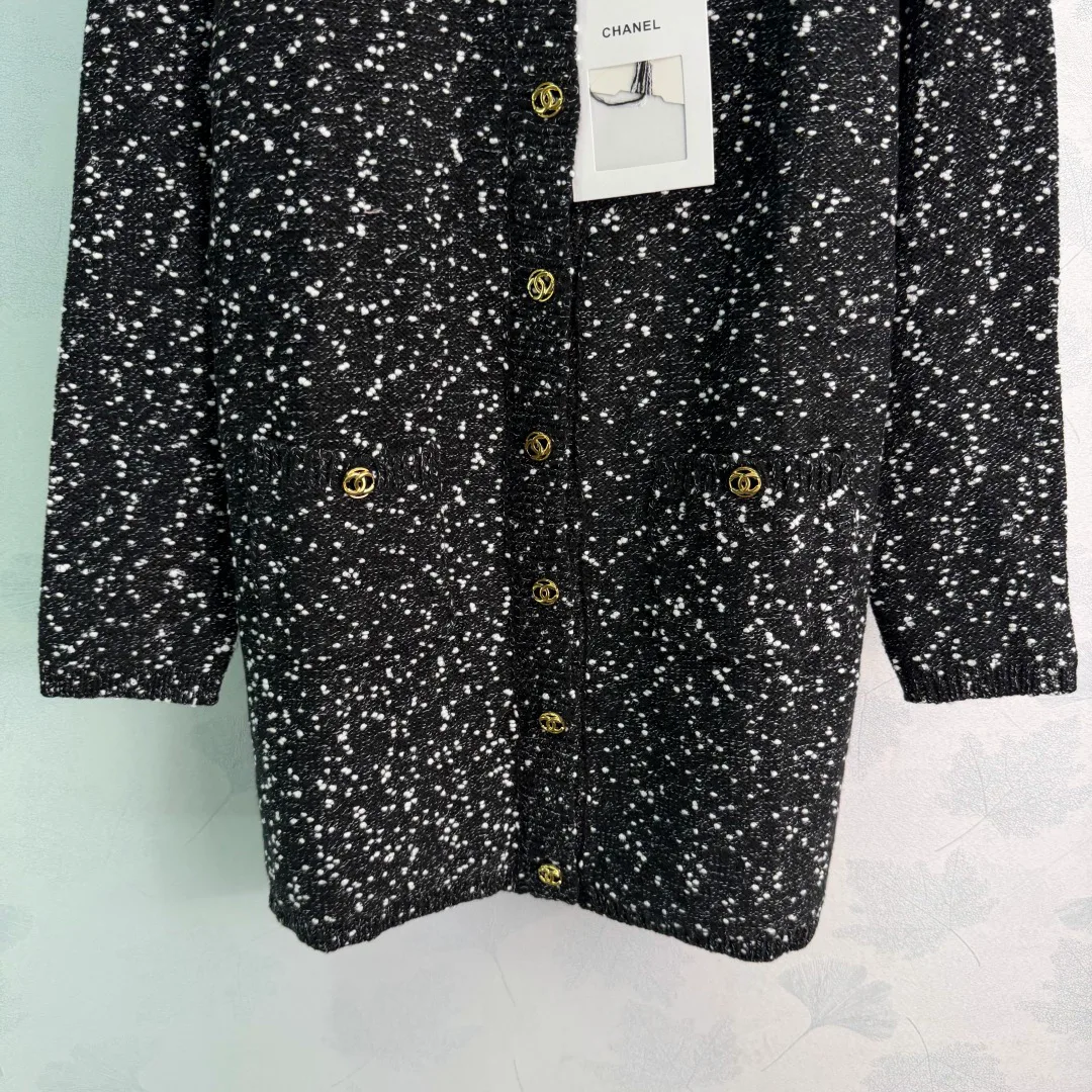 Women's Jumpers And Sweaters CHANEL 18553017