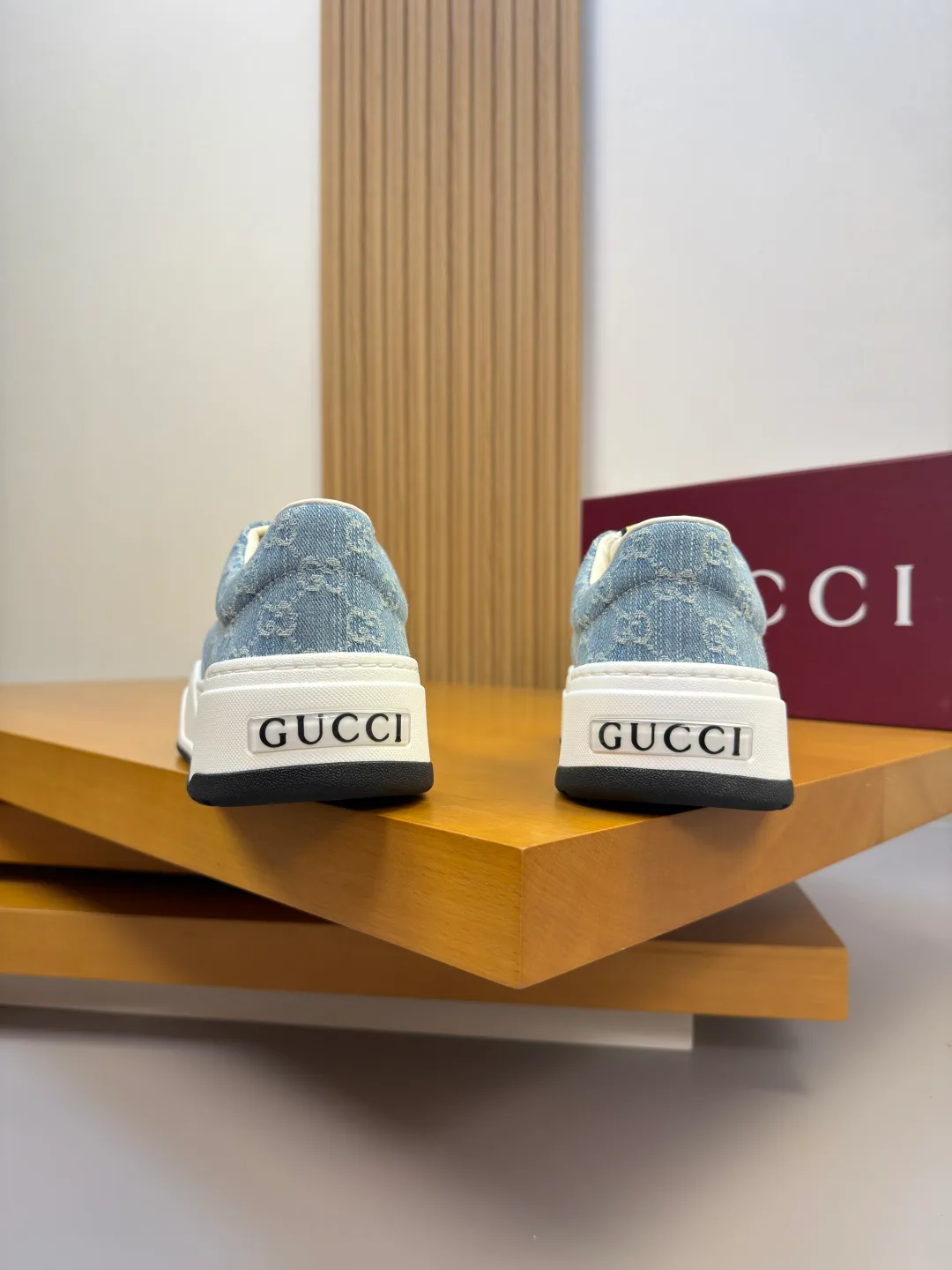 Men's Sneakers GUCCI 17368519