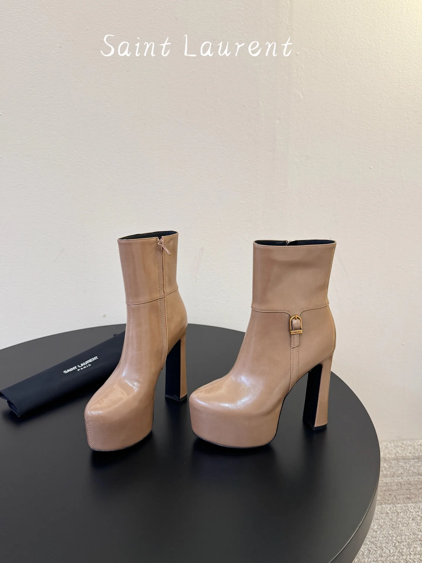 Women's Booties SAINT LAURENT 18241677