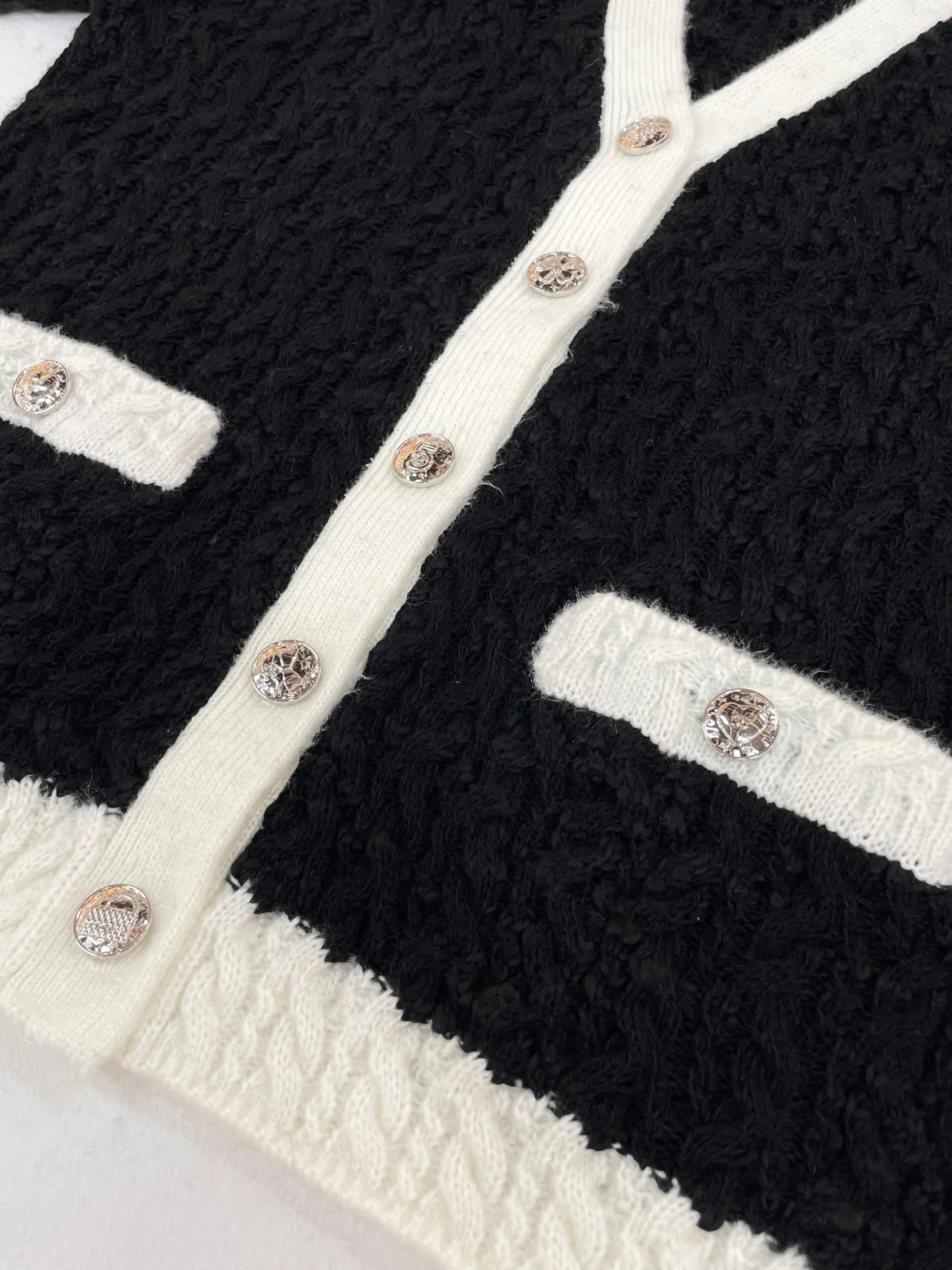 Women's Jumpers And Sweaters CHANEL 17856946