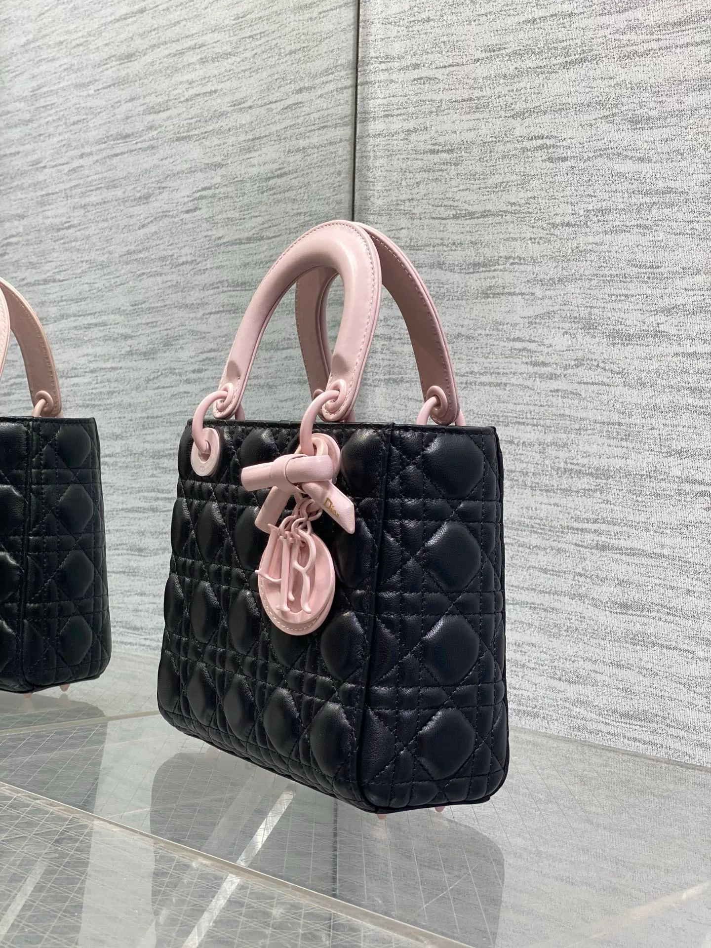 Women's Classic Handbags CHRISTIAN DIOR 17463951