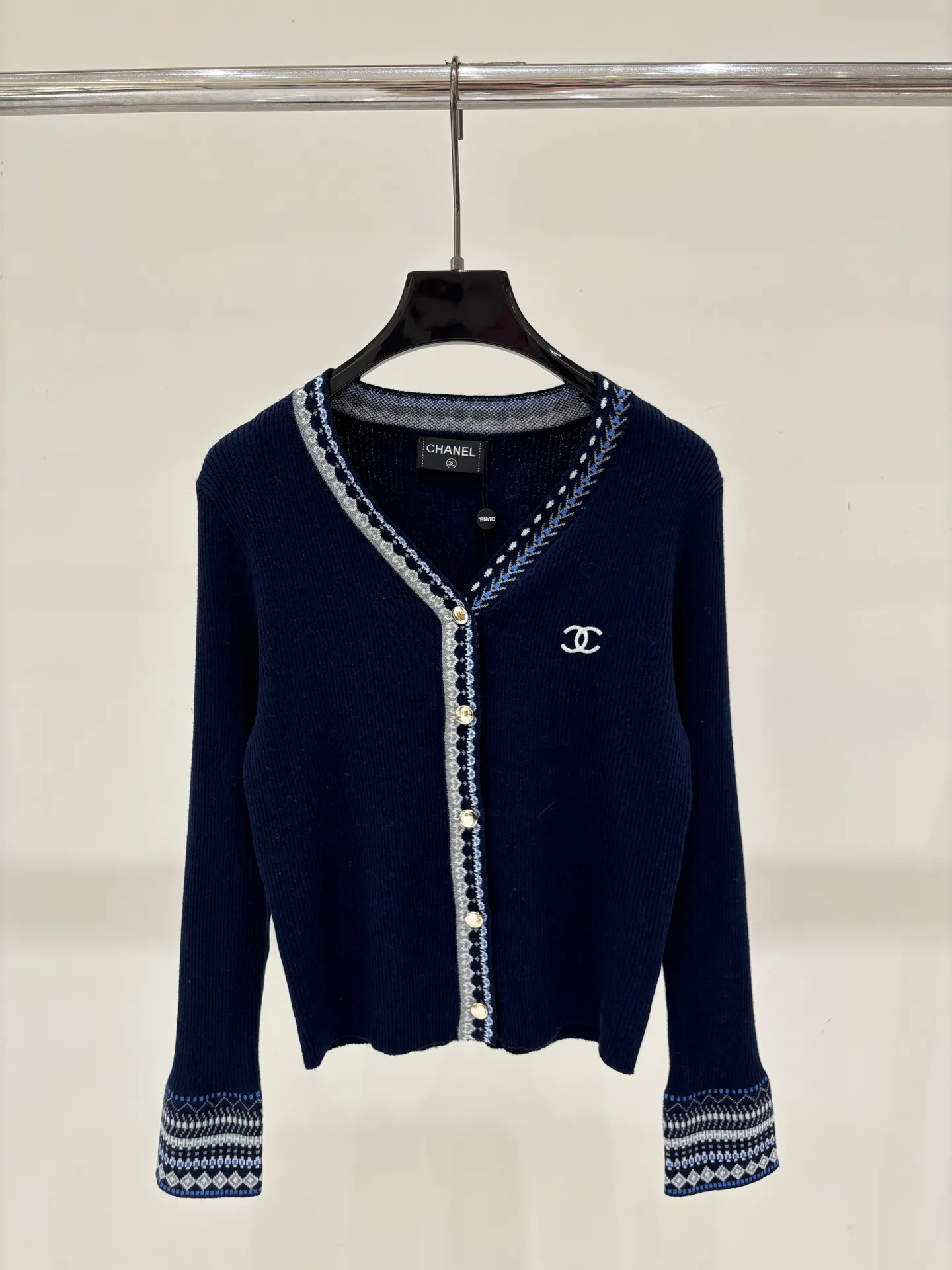 Women's Jumpers And Sweaters CHANEL 18180405