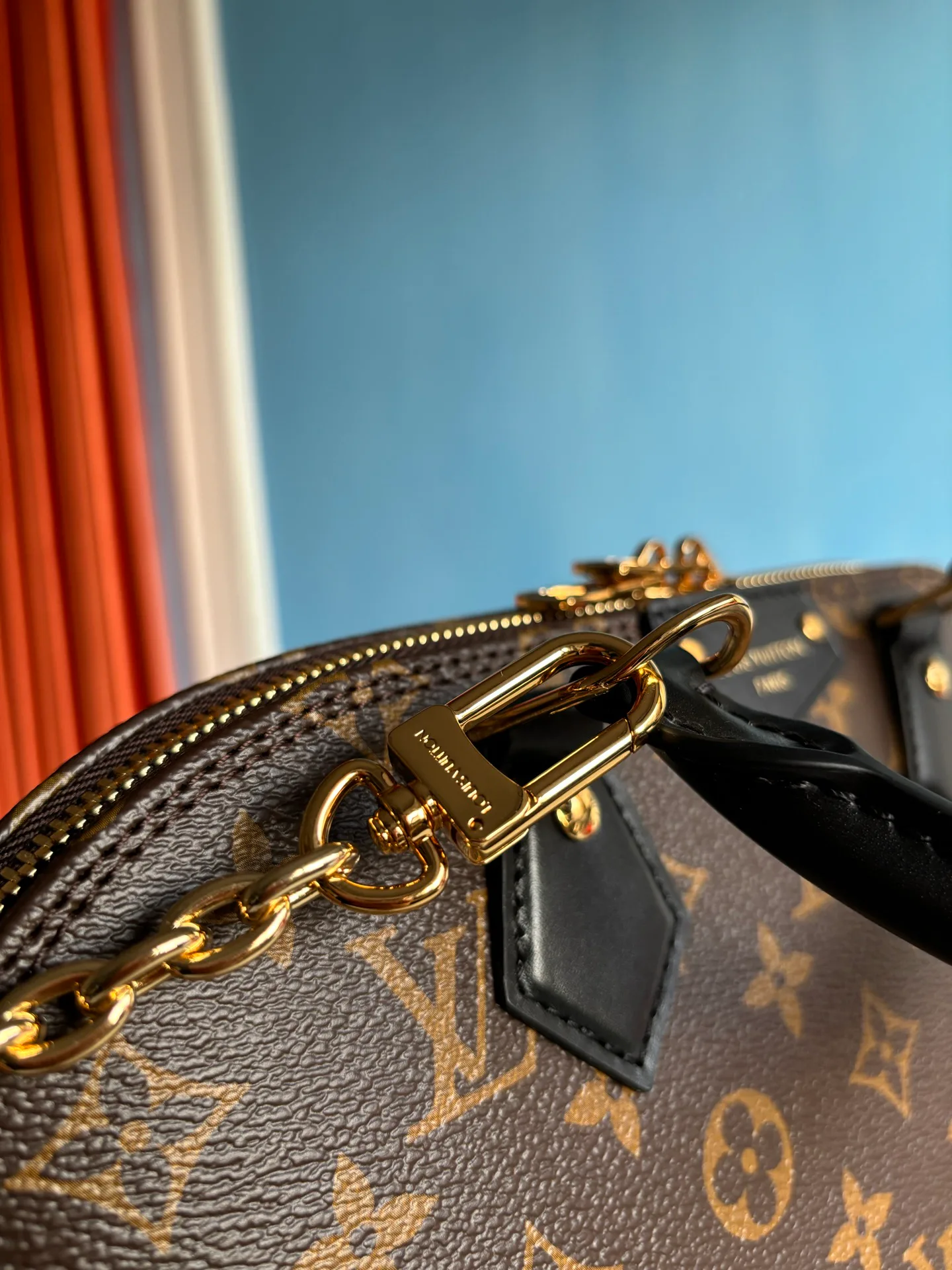 Women's Classic Handbags LOUIS VUITTON 17611240