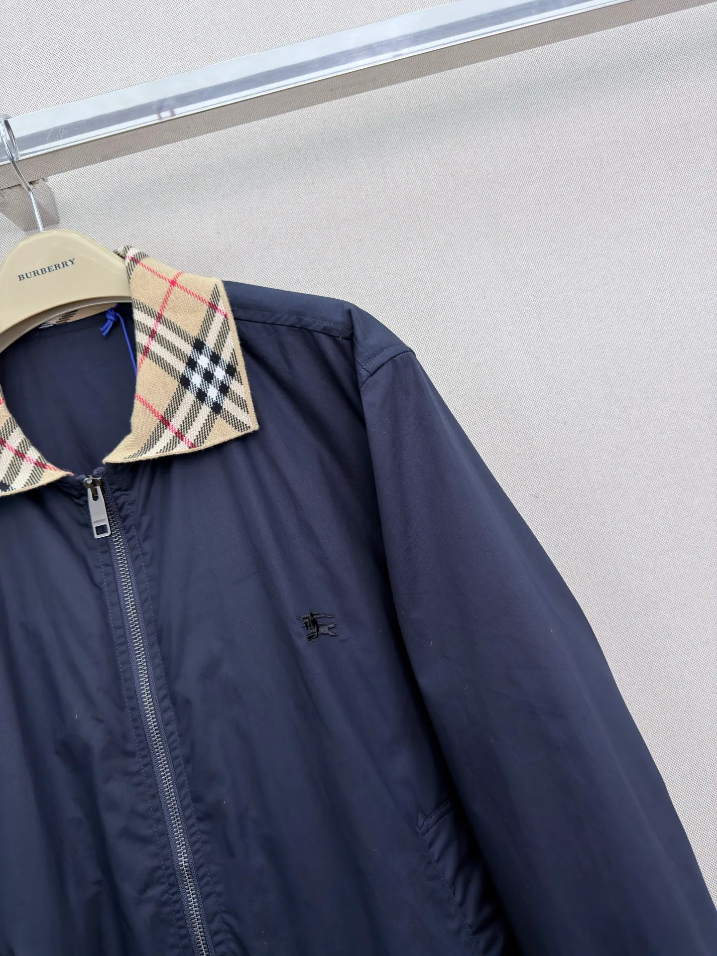 Women's Jackets And Down Jackets BURBERRY 17893584