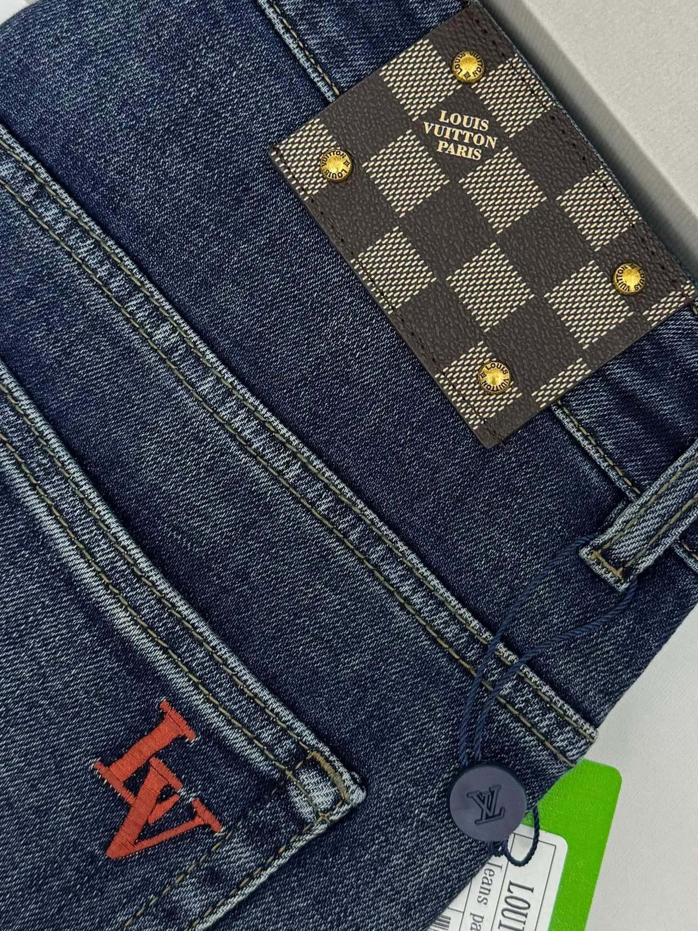 Men's Jeans LOUIS VUITTON 18182562