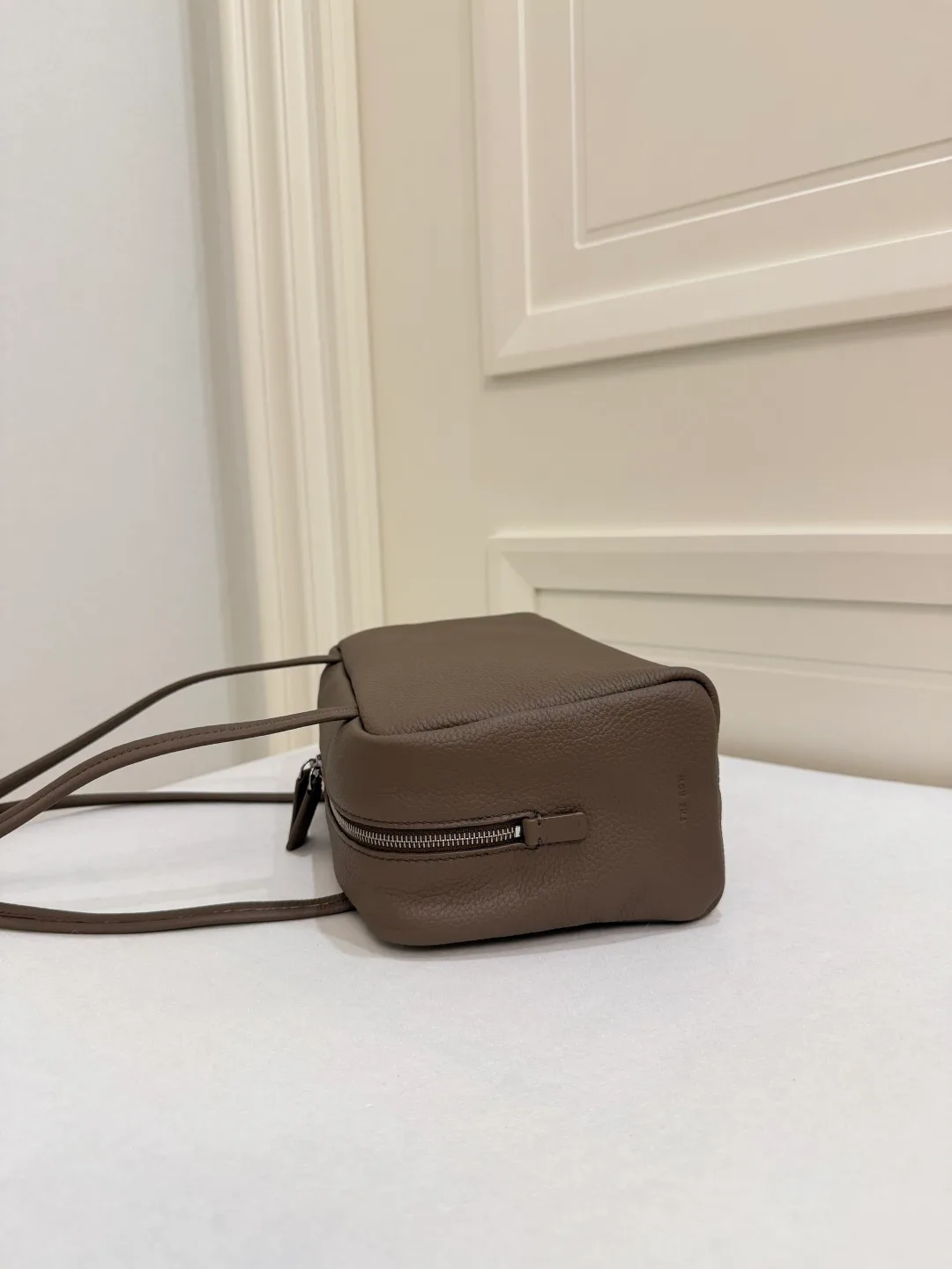 Women's Classic Handbags THE ROW 18161951