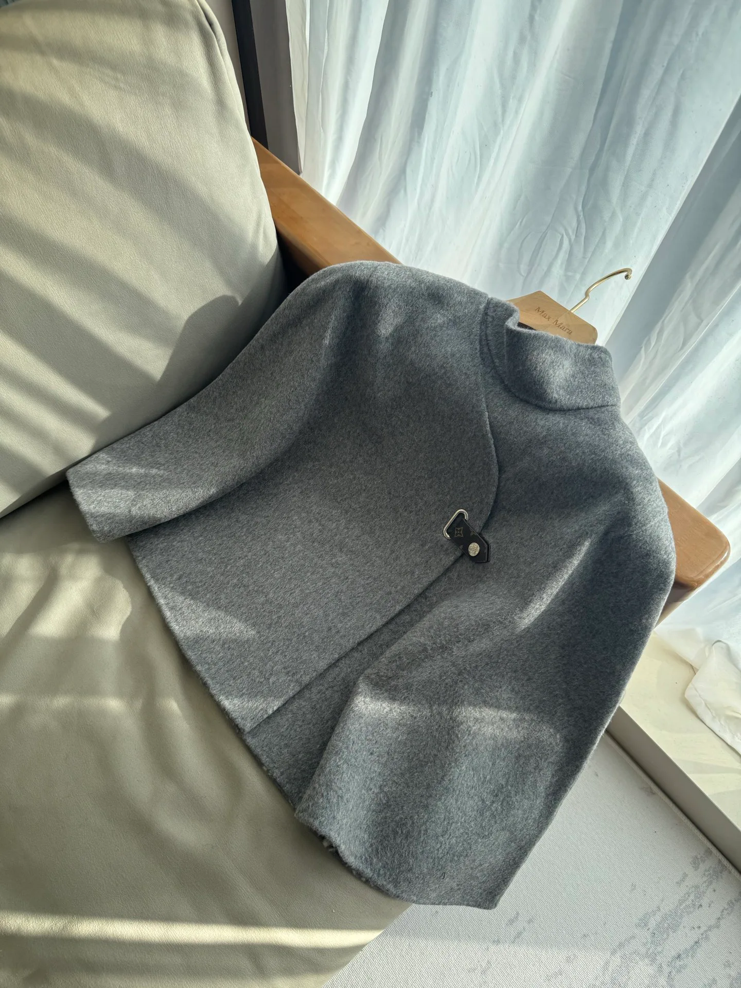 Women's Coats LOUIS VUITTON 18361617