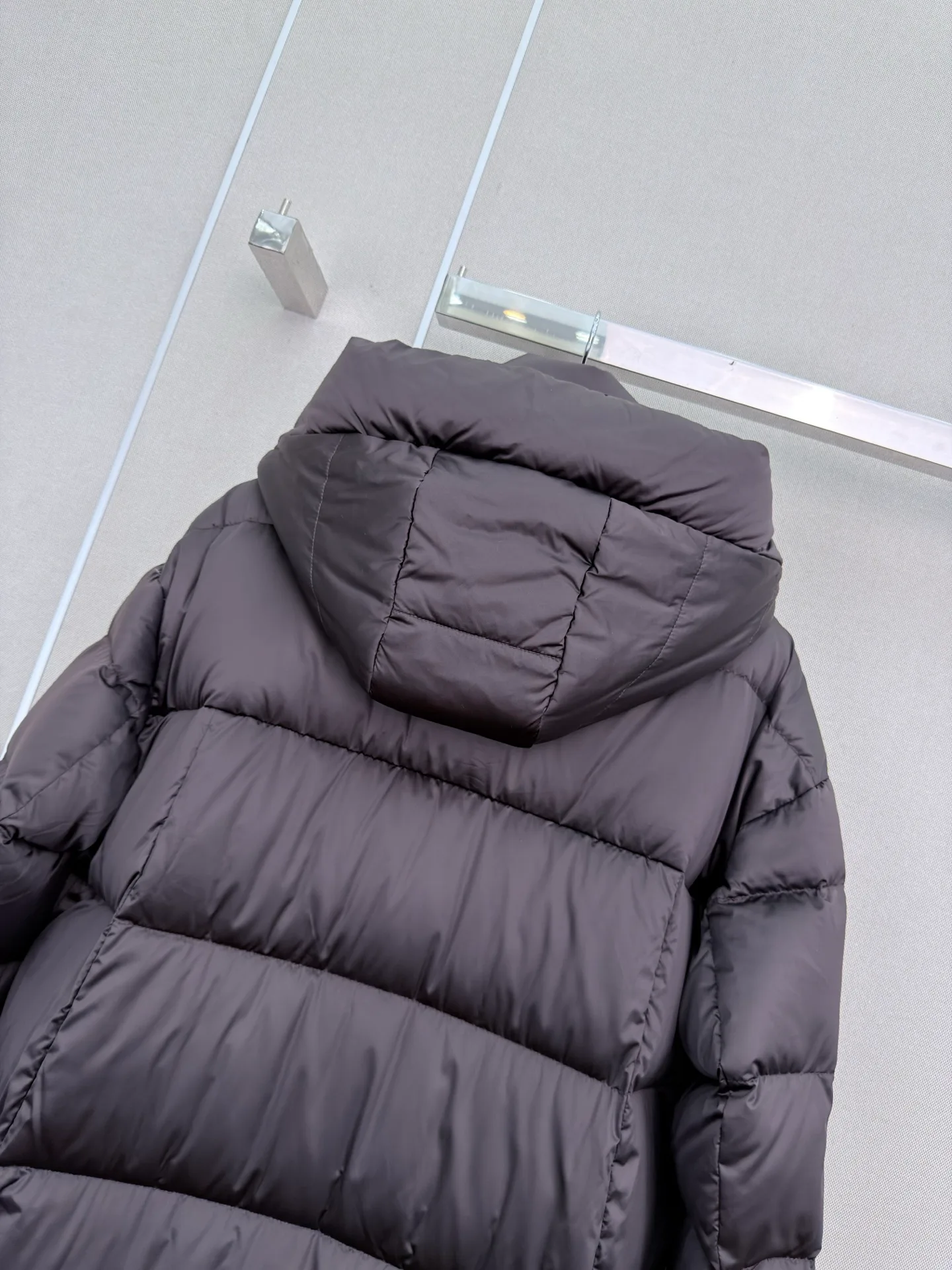 Куртки И Пуховики Женские Prada 18600979