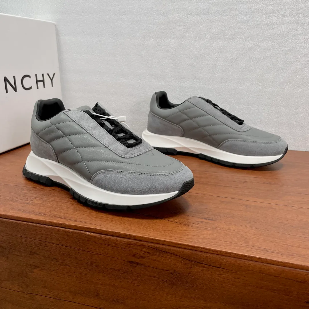 Men's Sneakers GIVENCHY 17307232