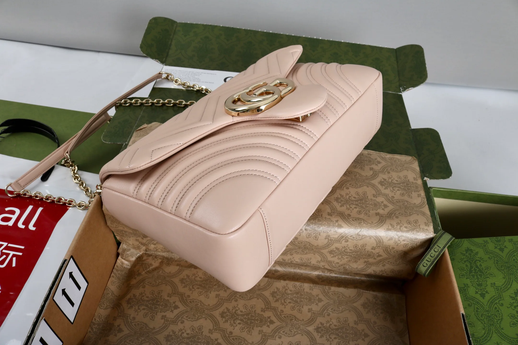 Women's Classic Handbags GUCCI 18223242