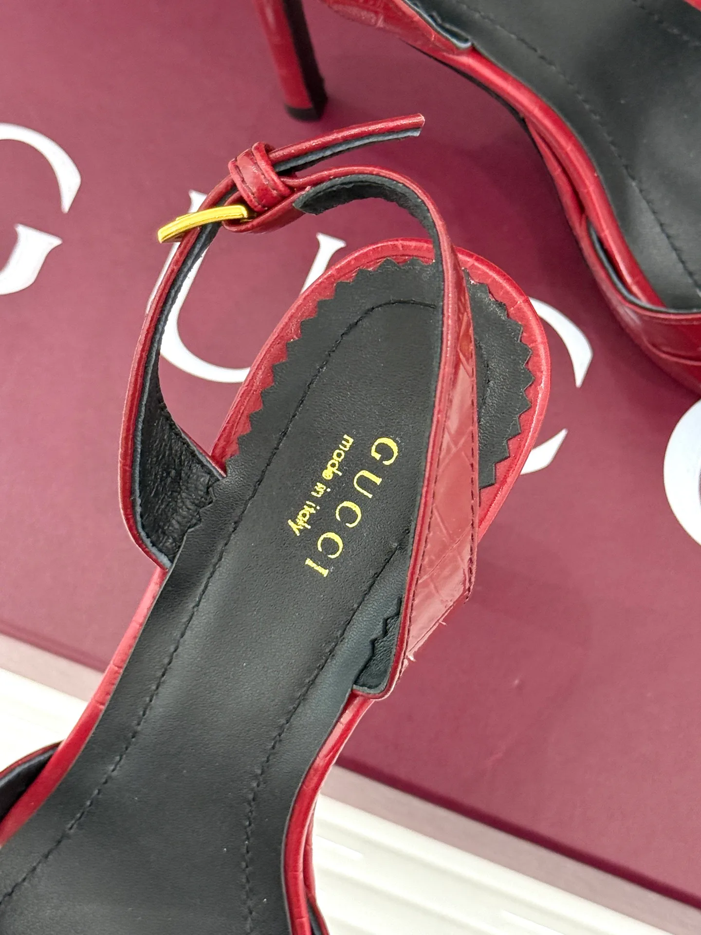 Women's Open-Toe Sandals GUCCI 17646531