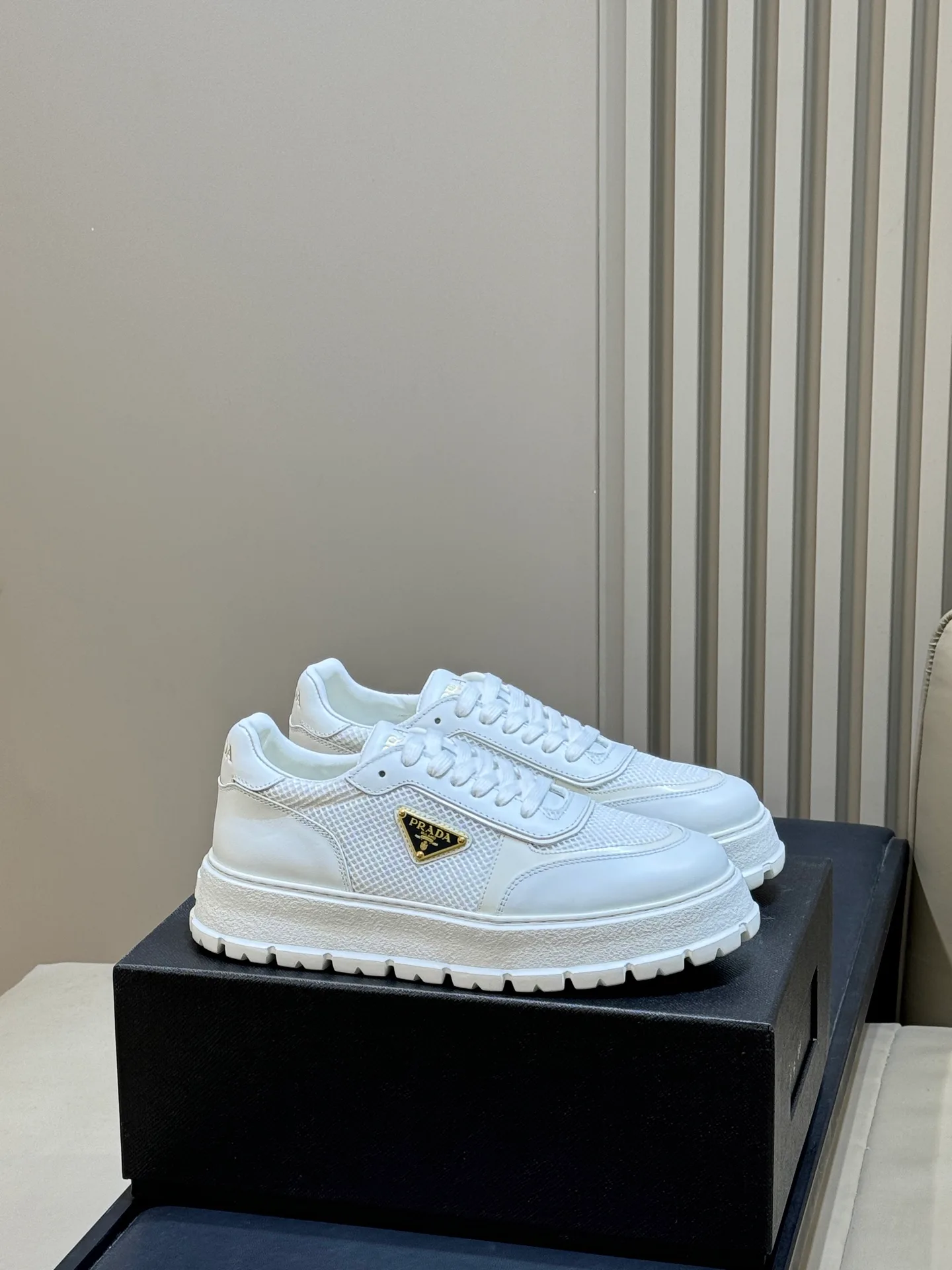 Men's Sneakers PRADA 17915325