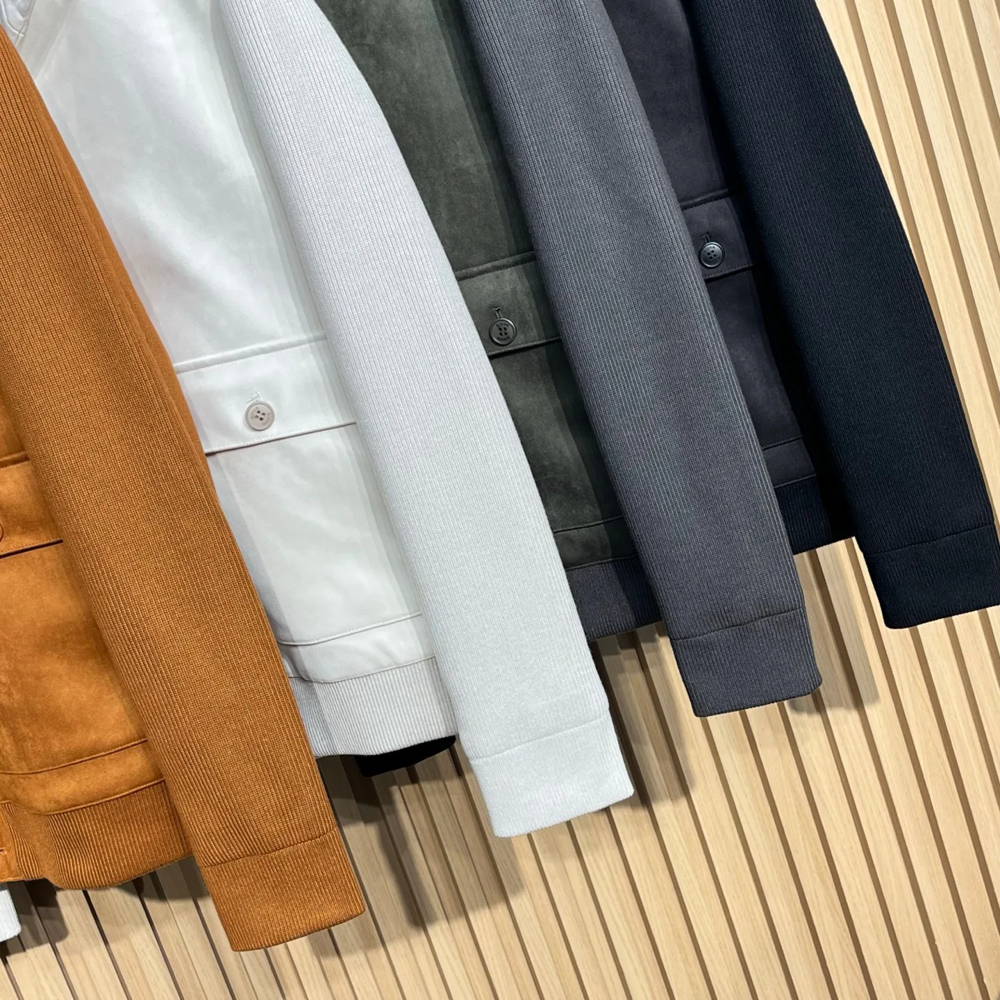 Куртки И Пуховики Мужские Kiton 18609359