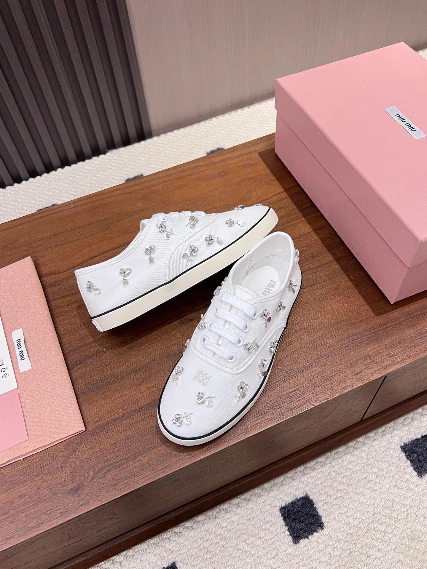 Women's Sneakers MIU MIU 17968644