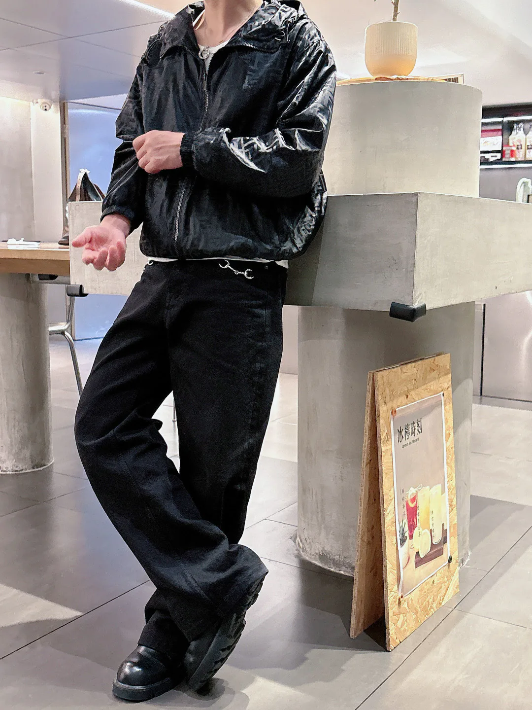 Men's Jackets And Down Jackets FENDI 18097611