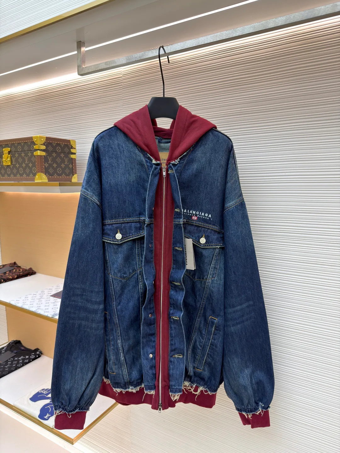 Men's Jackets And Down Jackets BALENCIAGA 17861553