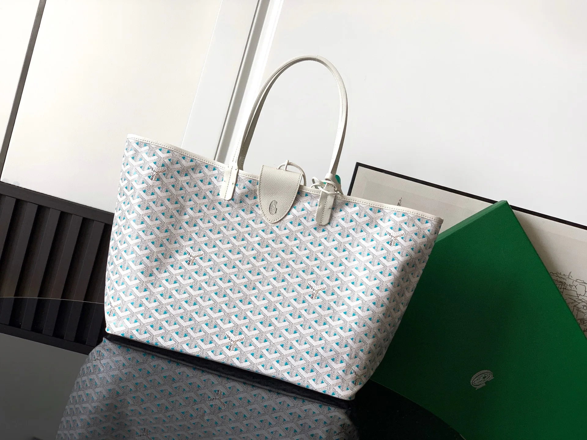 Классические Сумки Женские Goyard 18676135