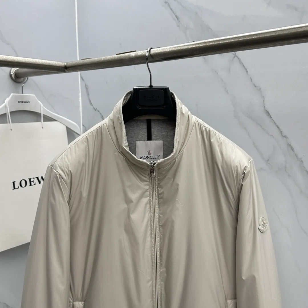 Куртки И Пуховики Мужские Moncler 18596984