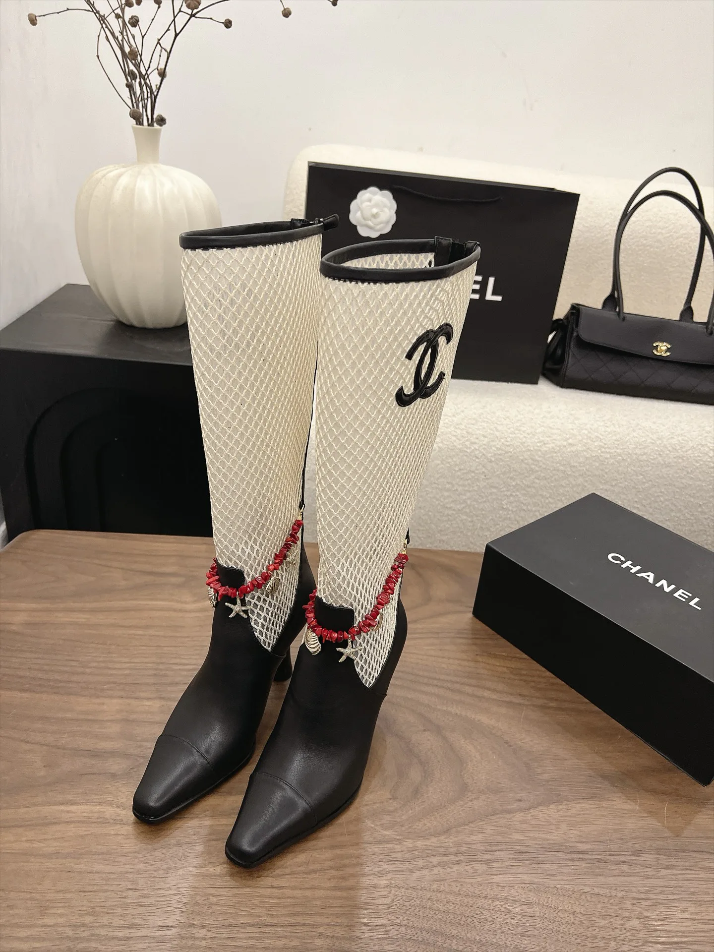 Women's Boots CHANEL 18223433
