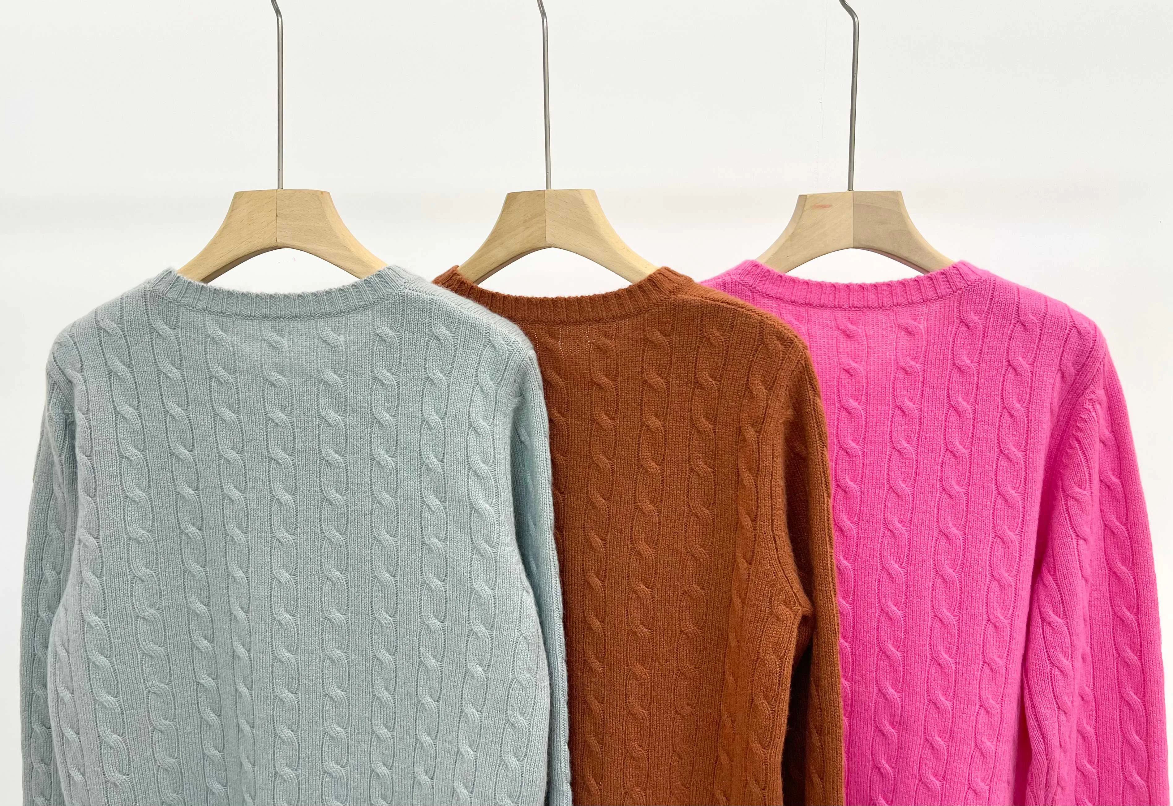 Women's Jumpers And Sweaters VALENTINO 18064541