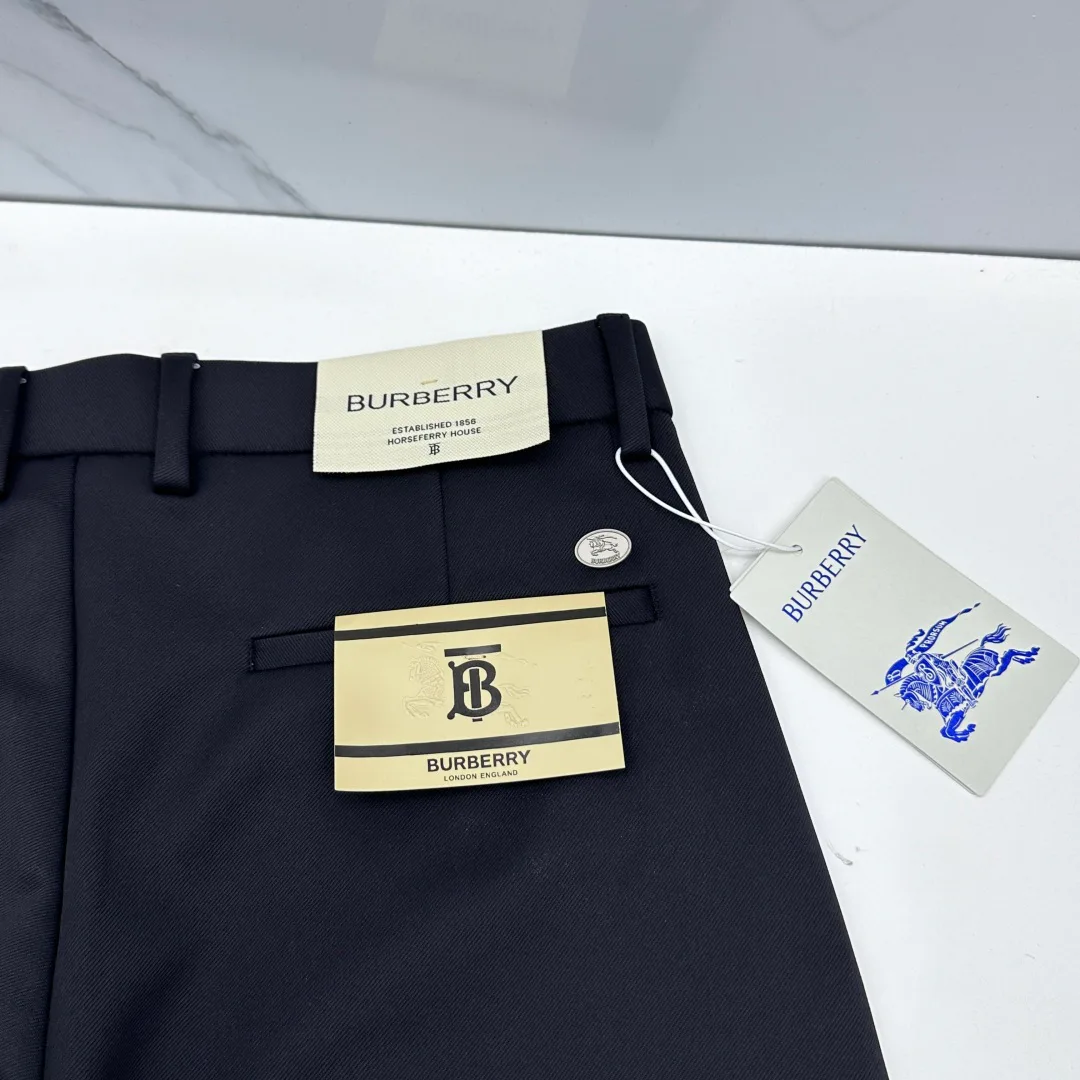 Men's Trousers BURBERRY 18246802