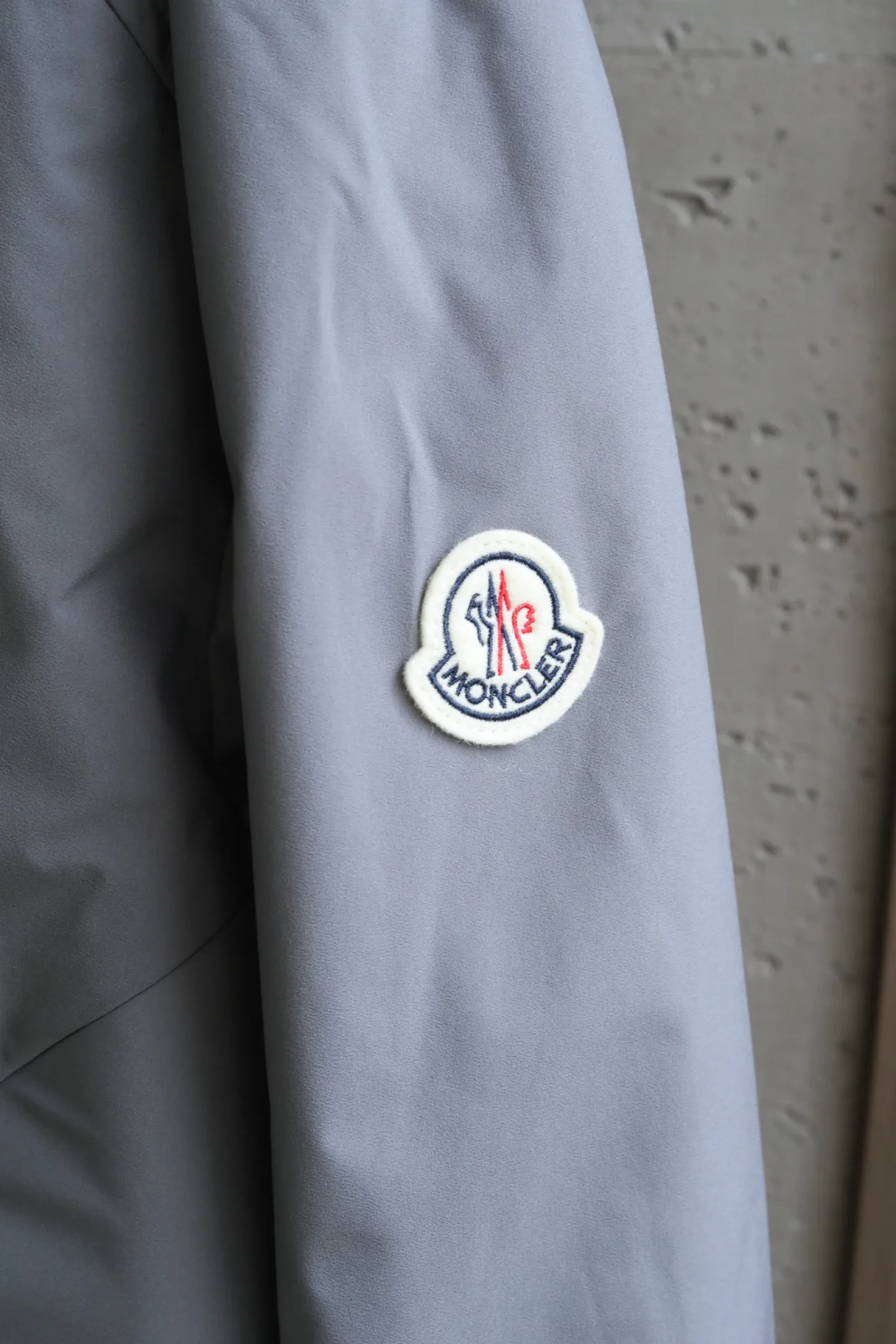 Men's Jackets And Down Jackets MONCLER 18140051