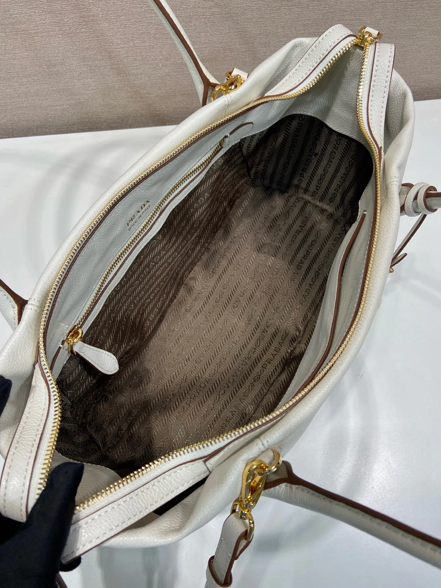 Women's Classic Handbags PRADA 16970635