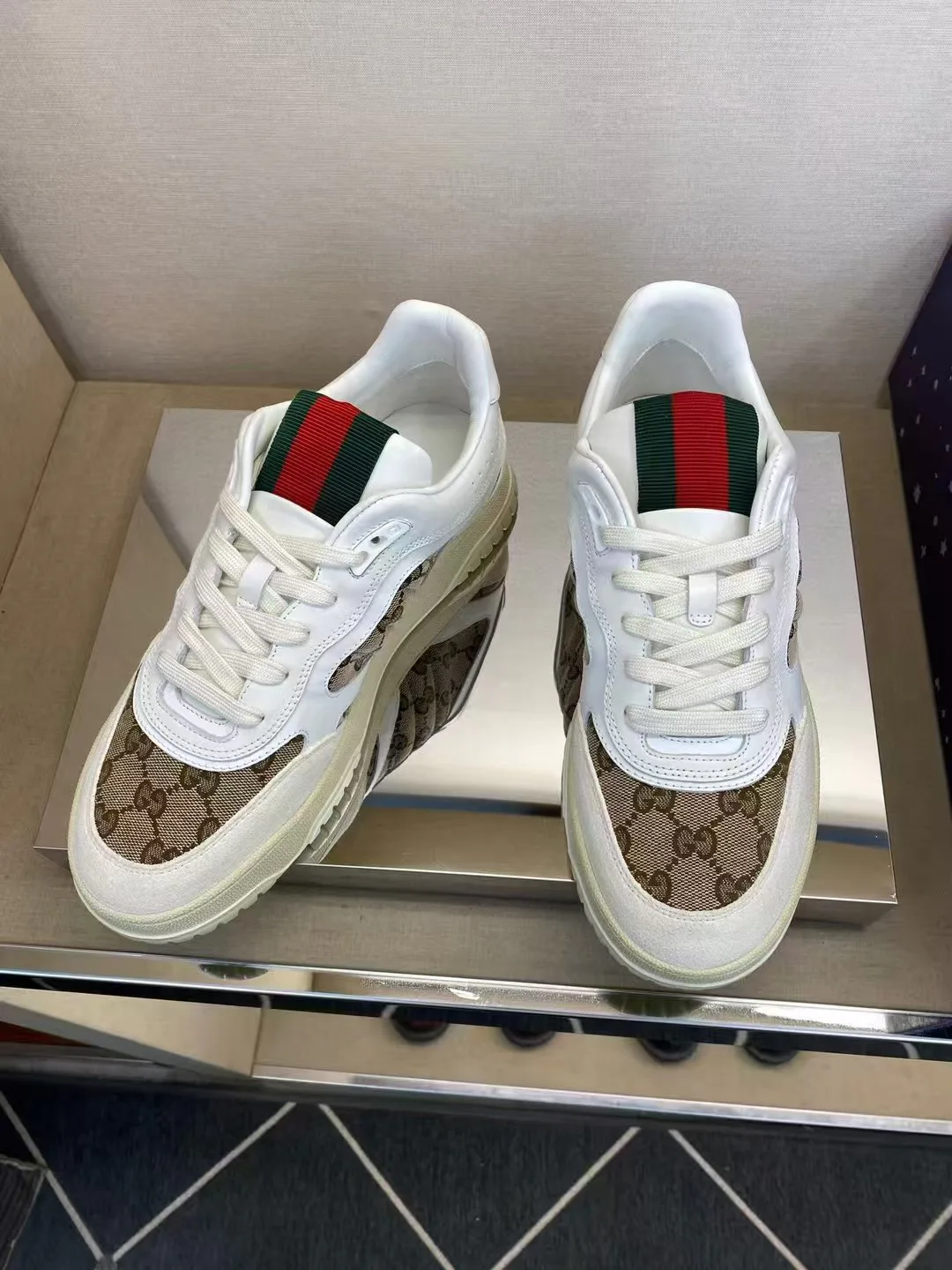 Men's Sneakers GUCCI 17955514