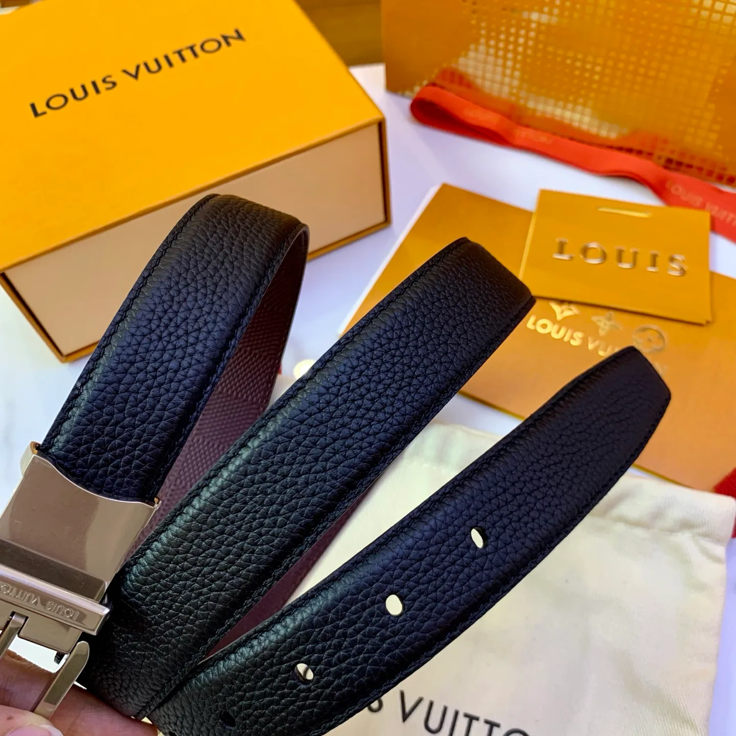Belts LOUIS VUITTON 17638910