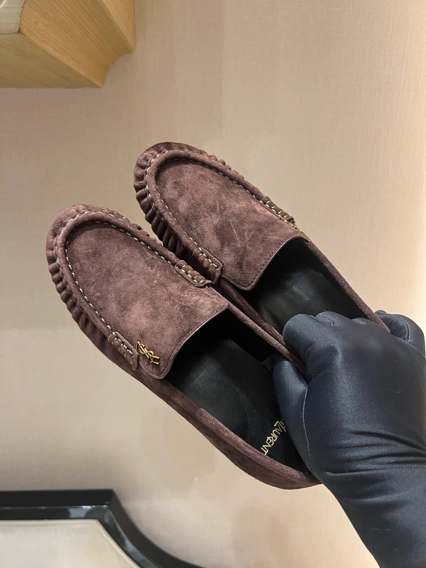 Women's Loafers And Moccasins SAINT LAURENT 17897581