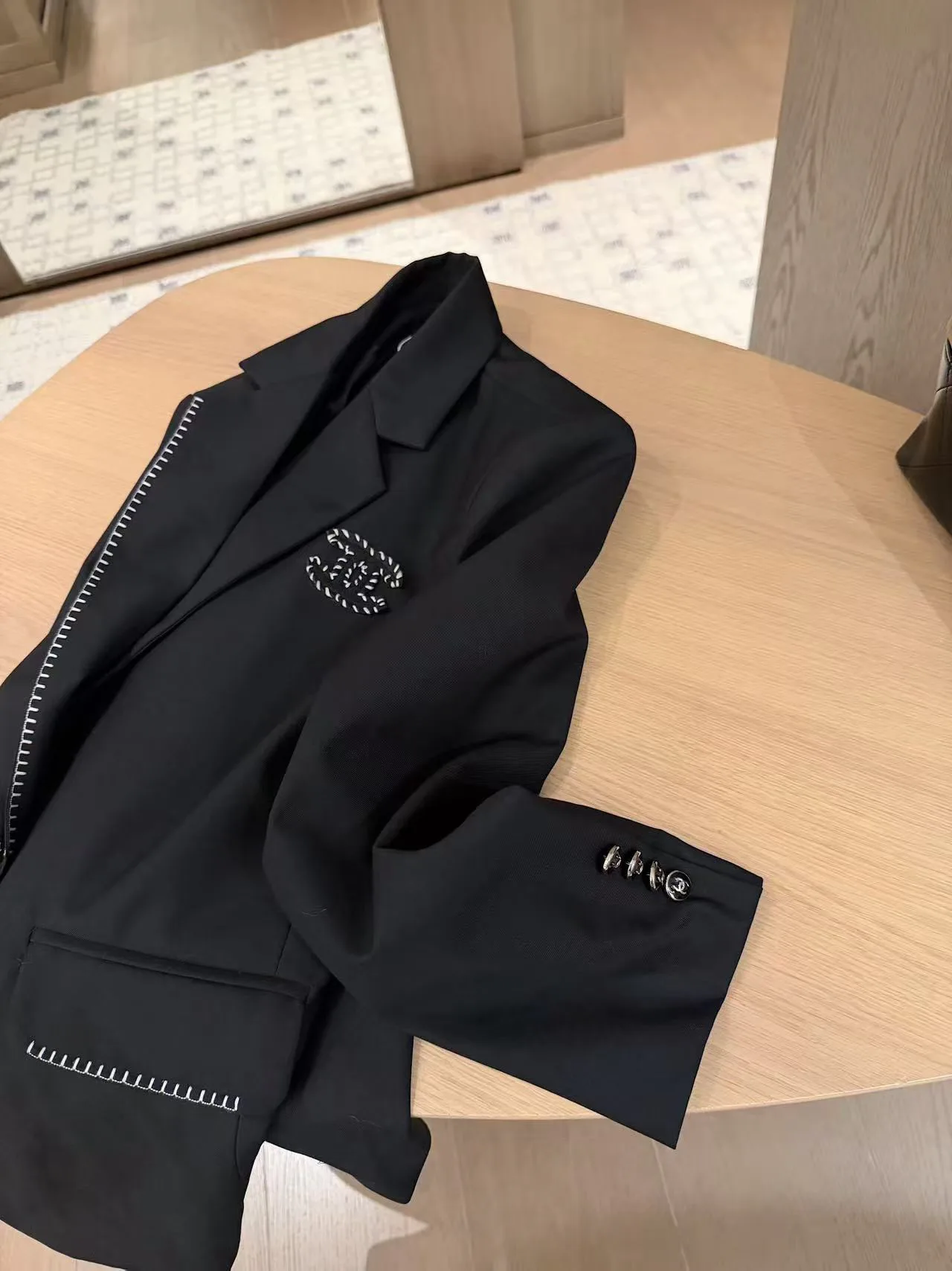 Women's Blazers CHANEL 18011986