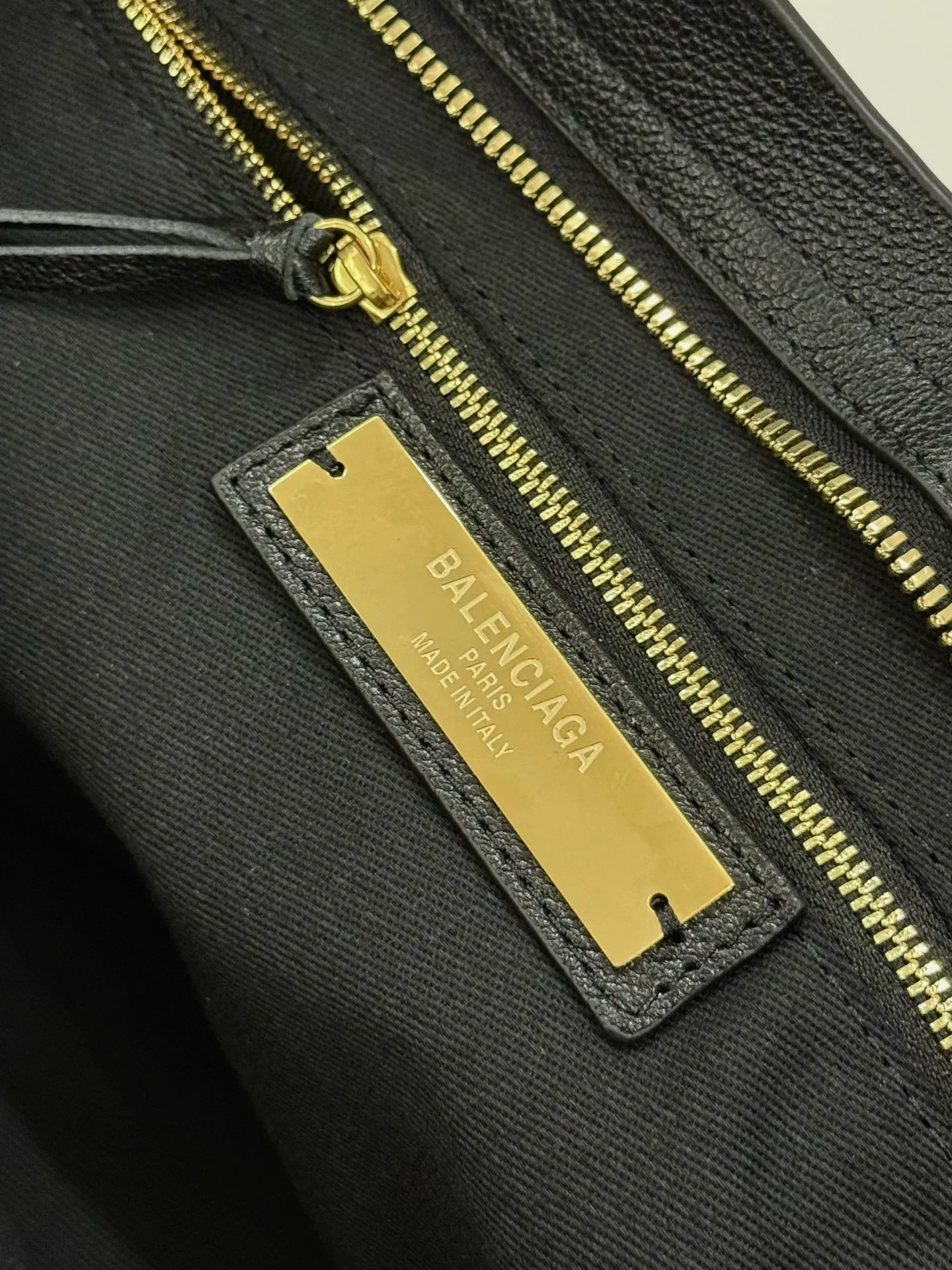 Women's Classic Handbags BALENCIAGA 17871182