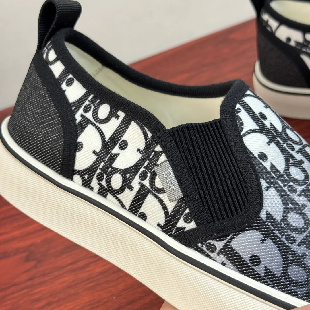 Men's Sneakers CHRISTIAN DIOR 18100592