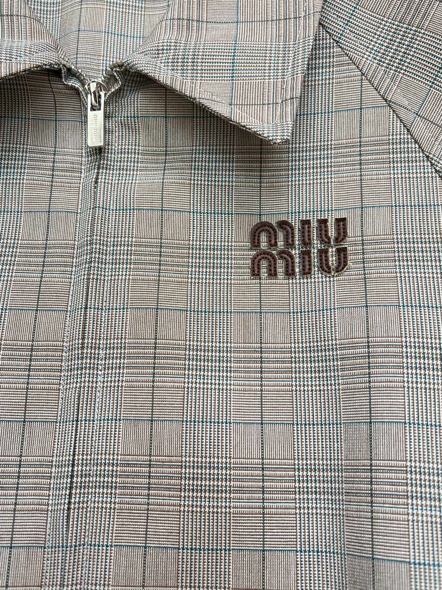 Women's Jackets And Down Jackets MIU MIU 17882352