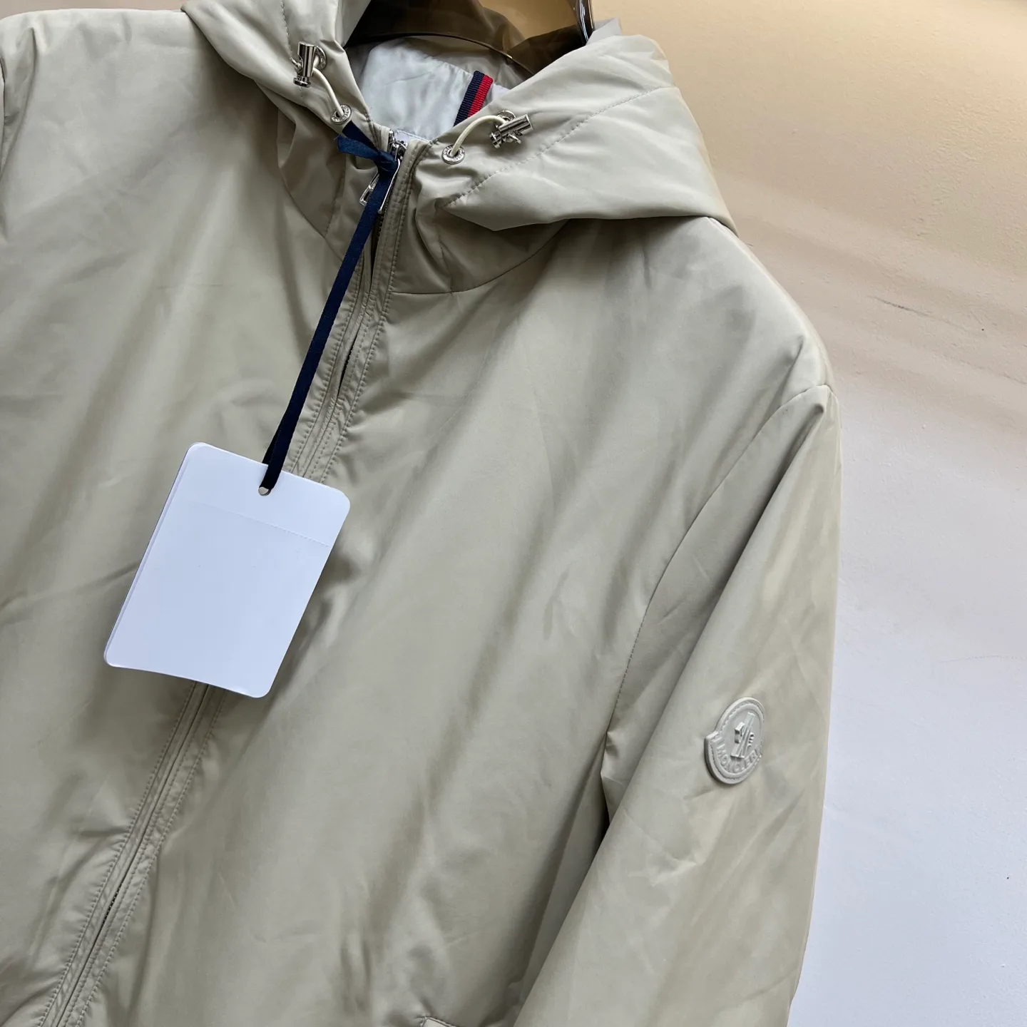 Women's Jackets And Down Jackets MONCLER 17340724