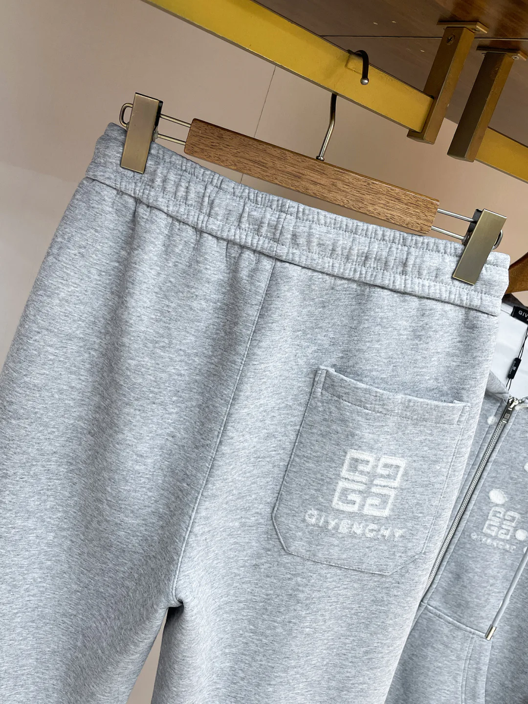 Men's Tracksuits GIVENCHY 18340417