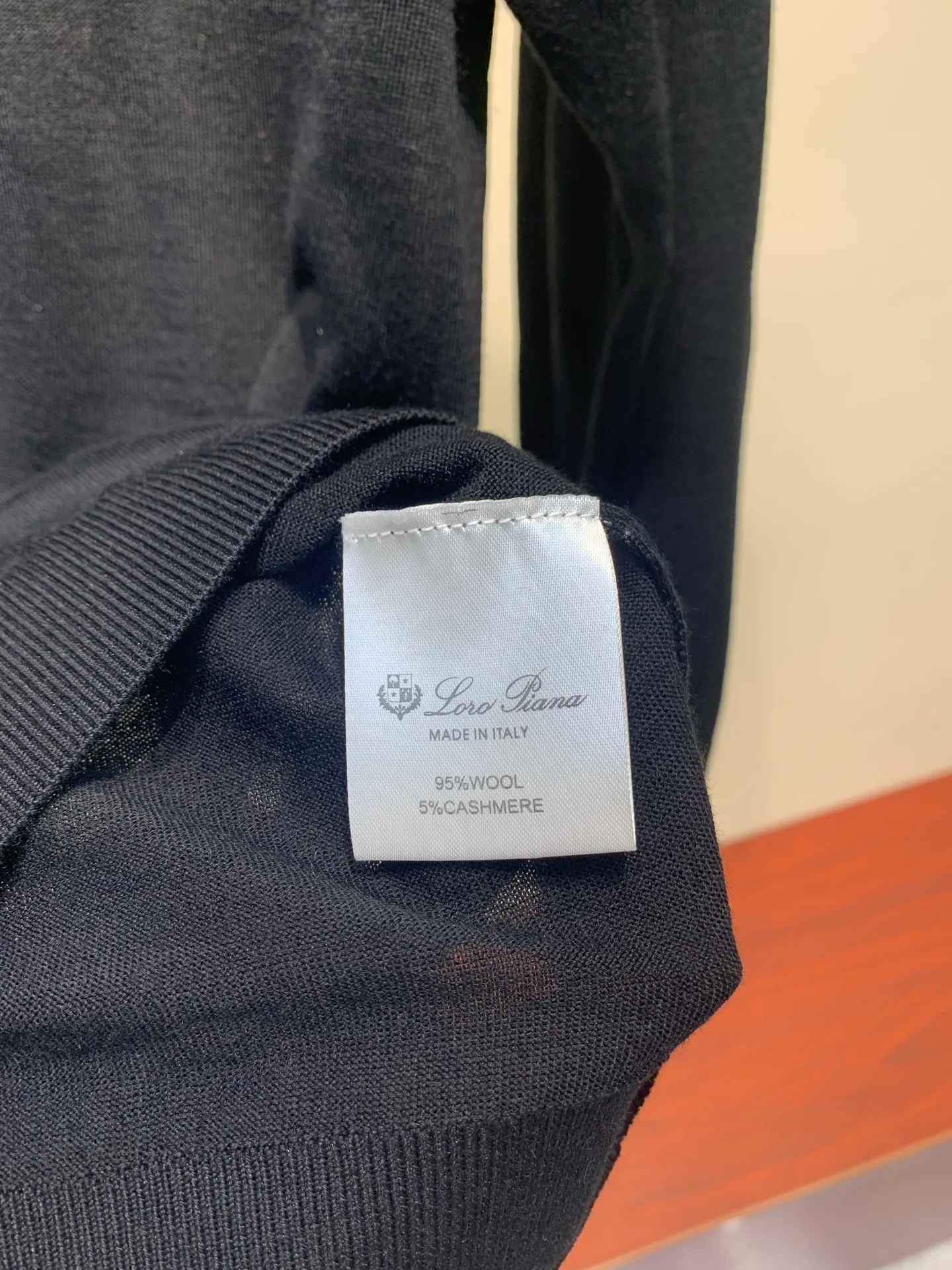 Men's Jumpers And Sweaters LORO PIANA 18446980