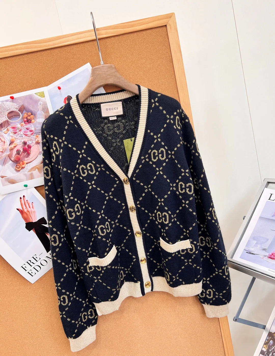 Women's Jumpers And Sweaters GUCCI 18308116