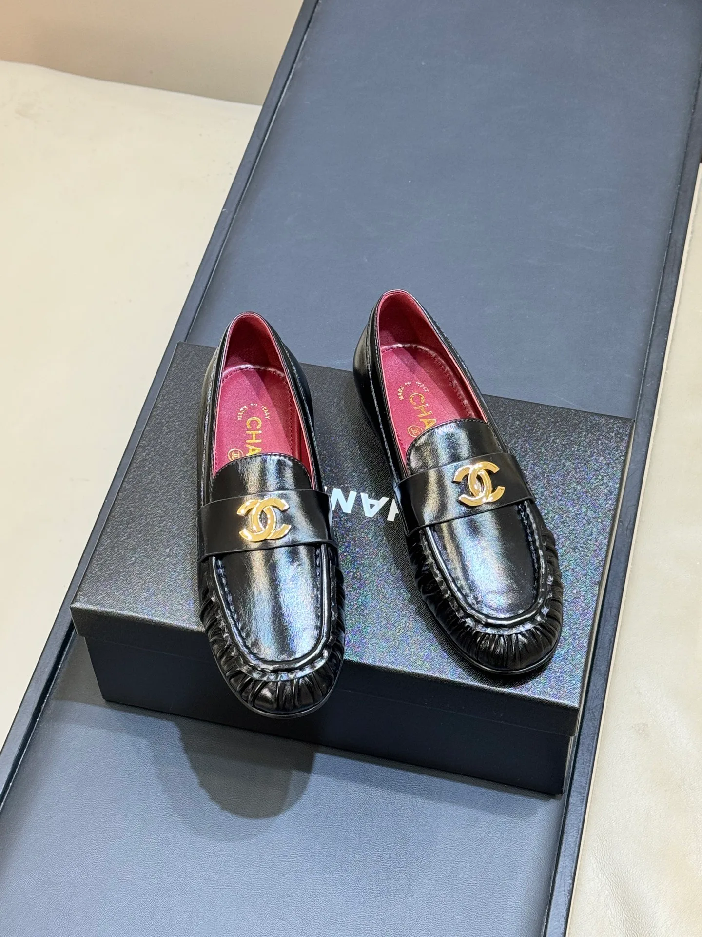 Women's Loafers And Moccasins CHANEL 18073088