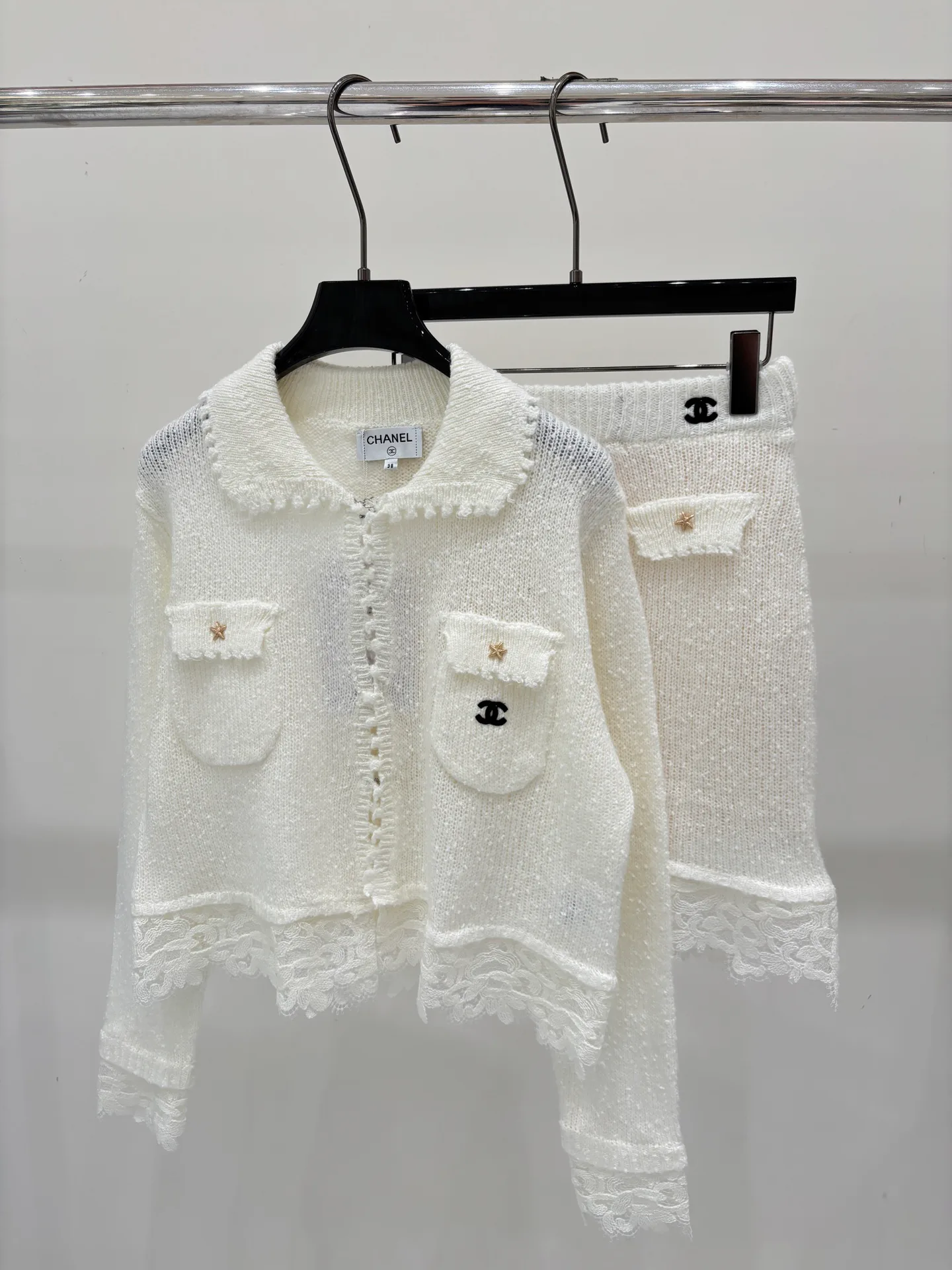 Women's Jumpers And Sweaters CHANEL 17737217