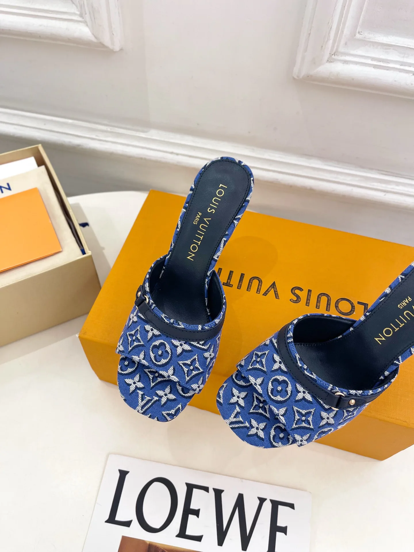 Women's Mules And Clogs LOUIS VUITTON 17506942