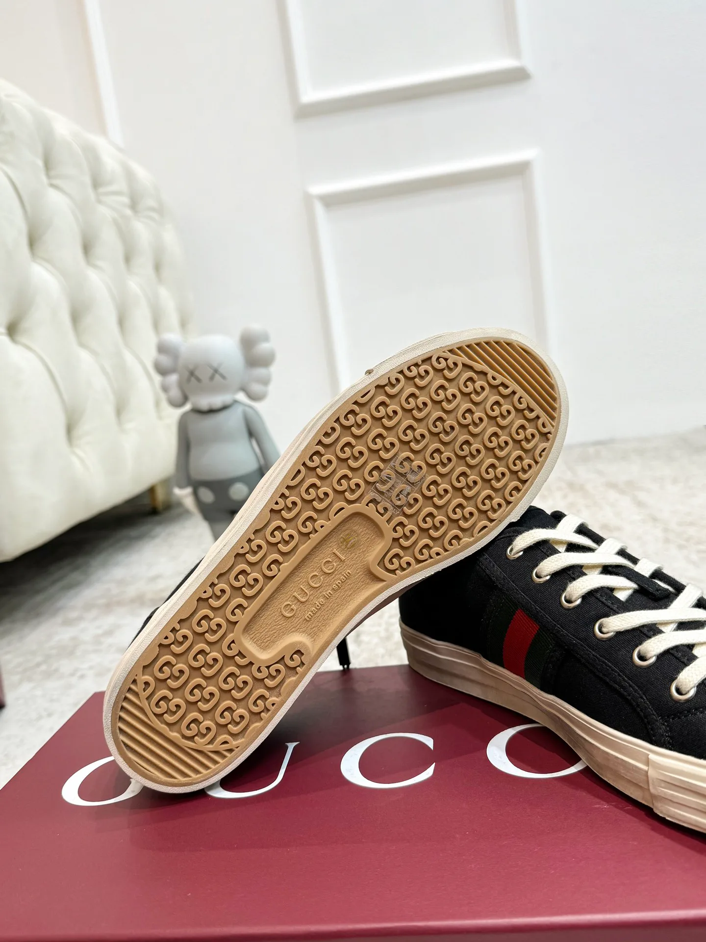 Women's Sneakers GUCCI 18139048