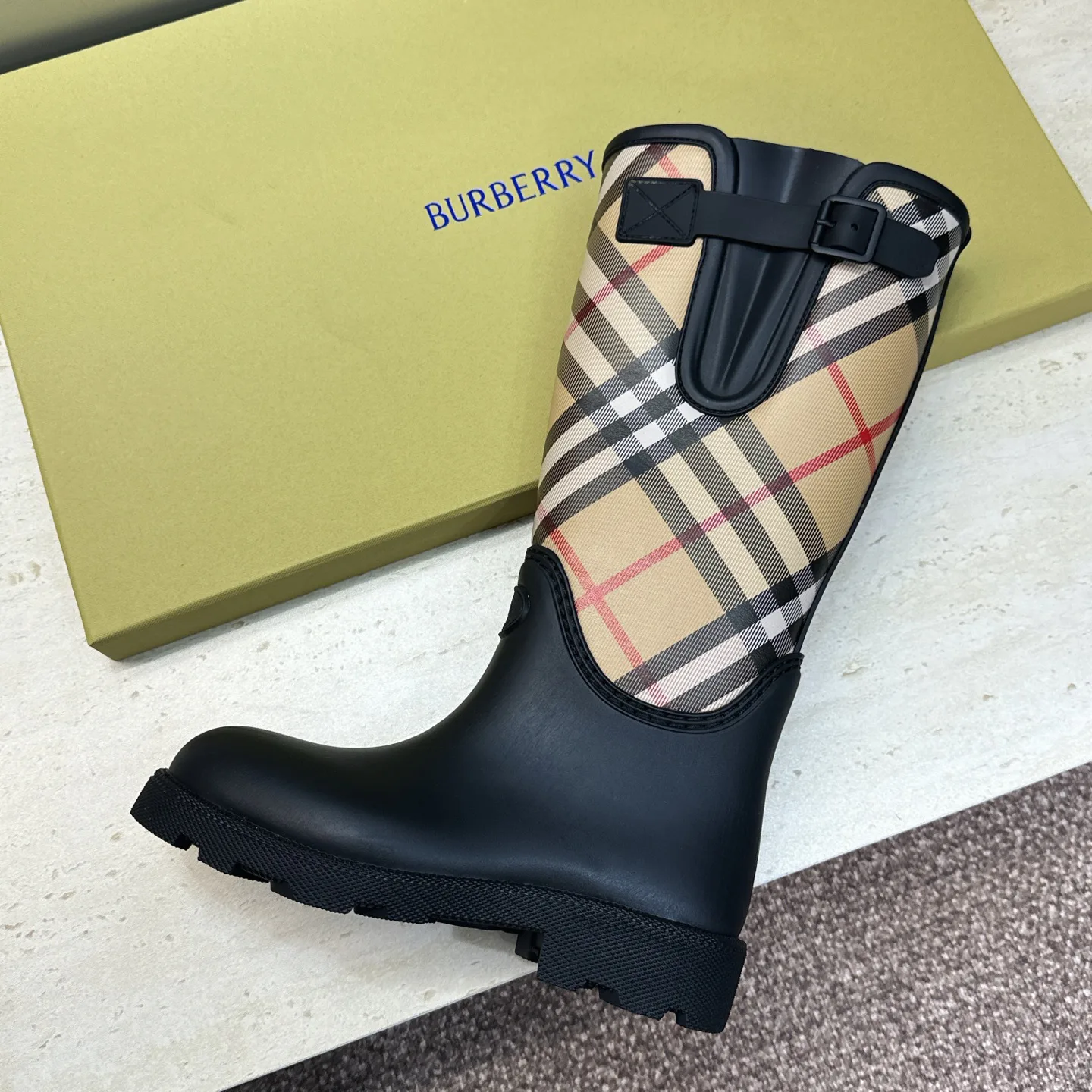Women's Boots BURBERRY 18235847