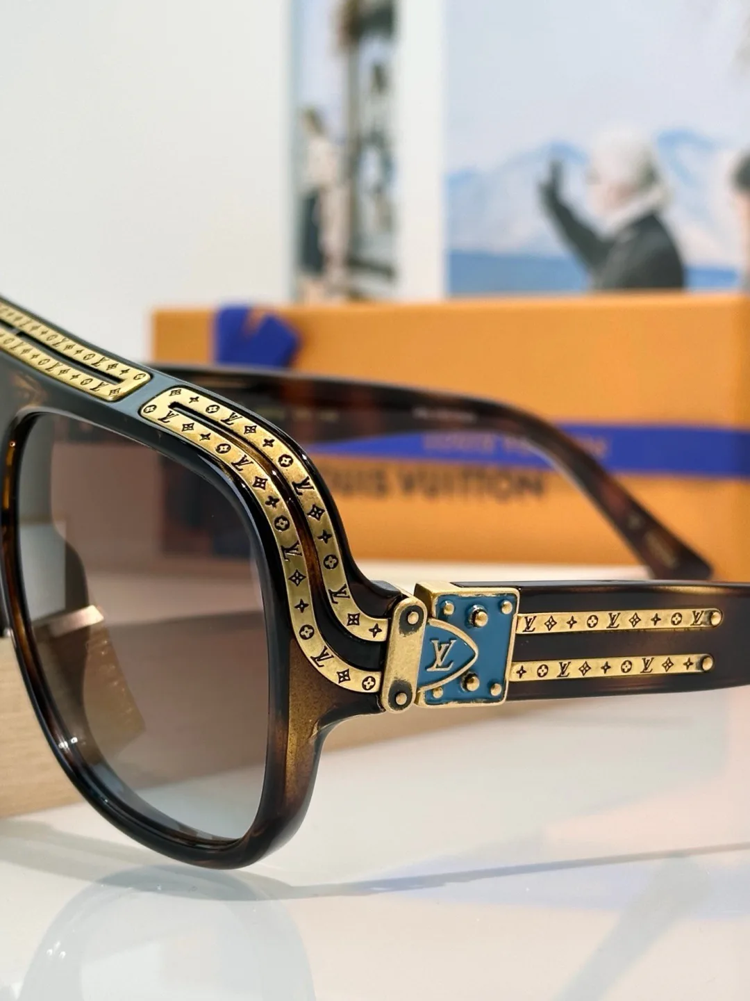 Glasses LOUIS VUITTON 18295137
